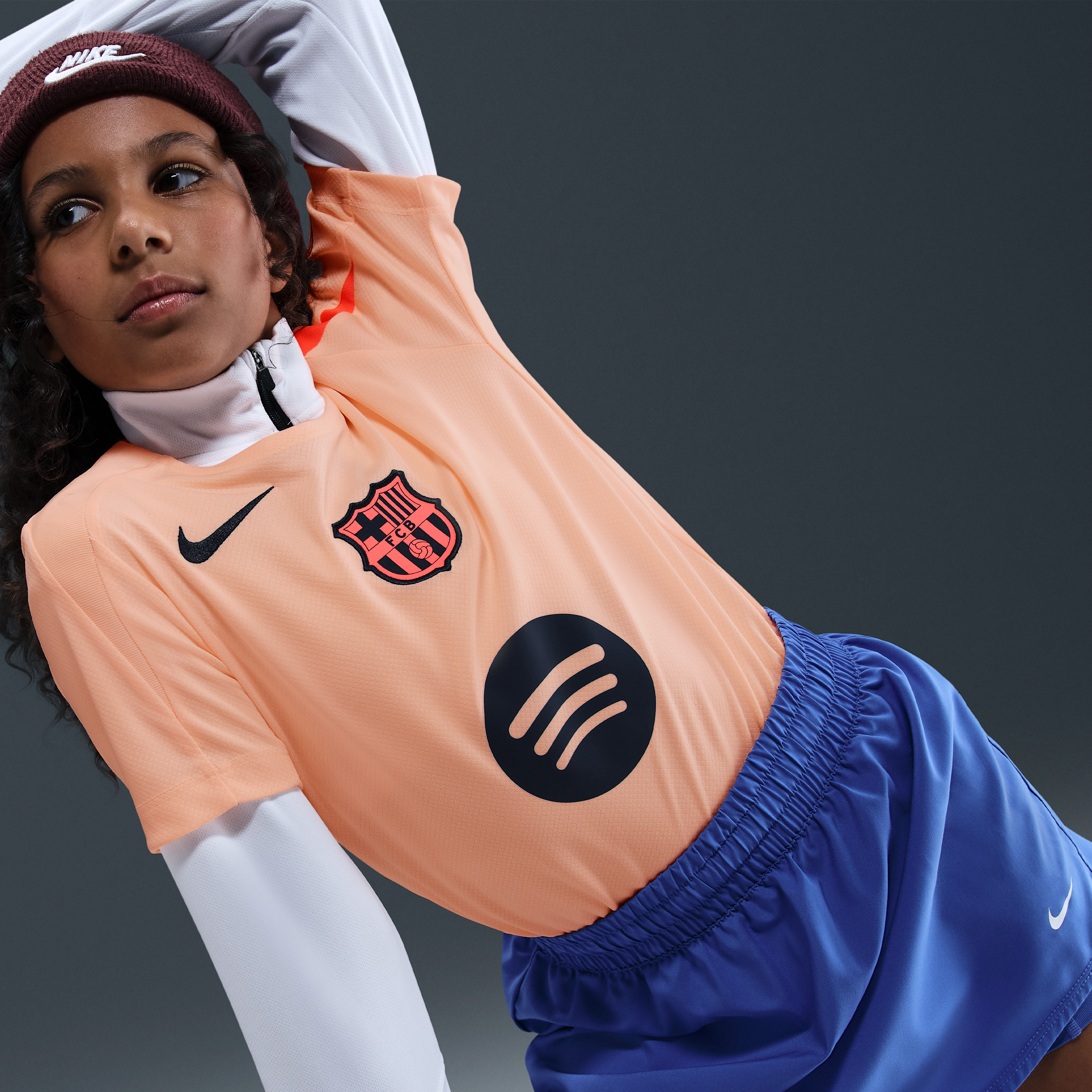 Thumbnail - FC Barcelona Strike Third Nike Dri-FIT Total 90 Fußballoberteil aus Strickmaterial (ältere Kinder) - Orange