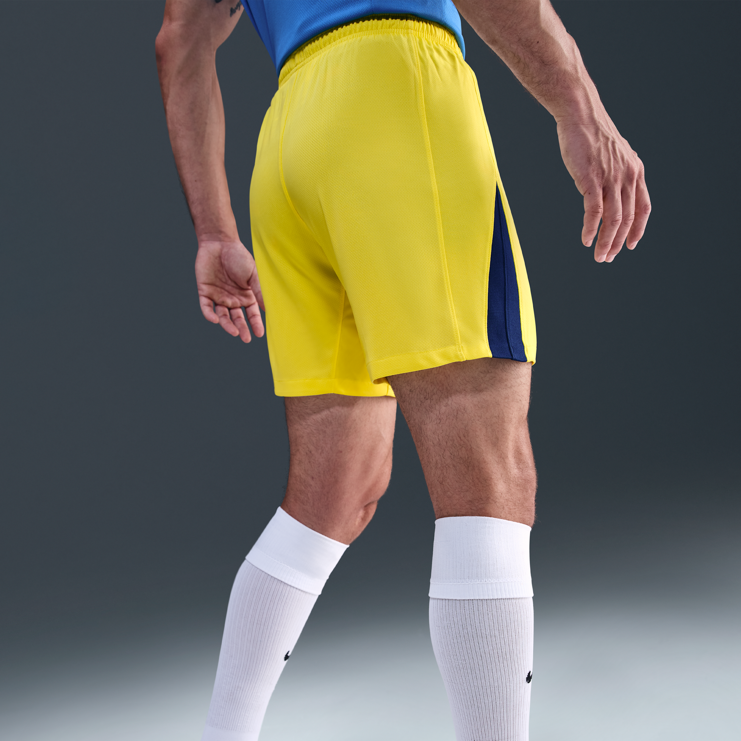 Thumbnail - Tottenham Hotspur 2025/26 Stadium Third Total 90 Replika-Fußballshorts mit Nike Dri-FIT-Technologie (Herren) - Gelb