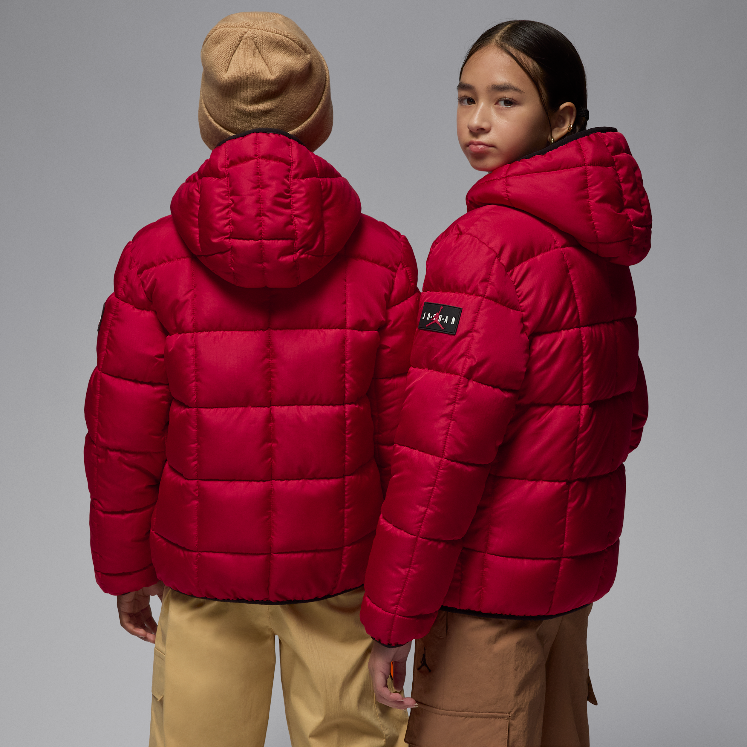 Thumbnail - Jordan mittelschwere Essential Puffer-Jacke (ältere Kinder) - Rot