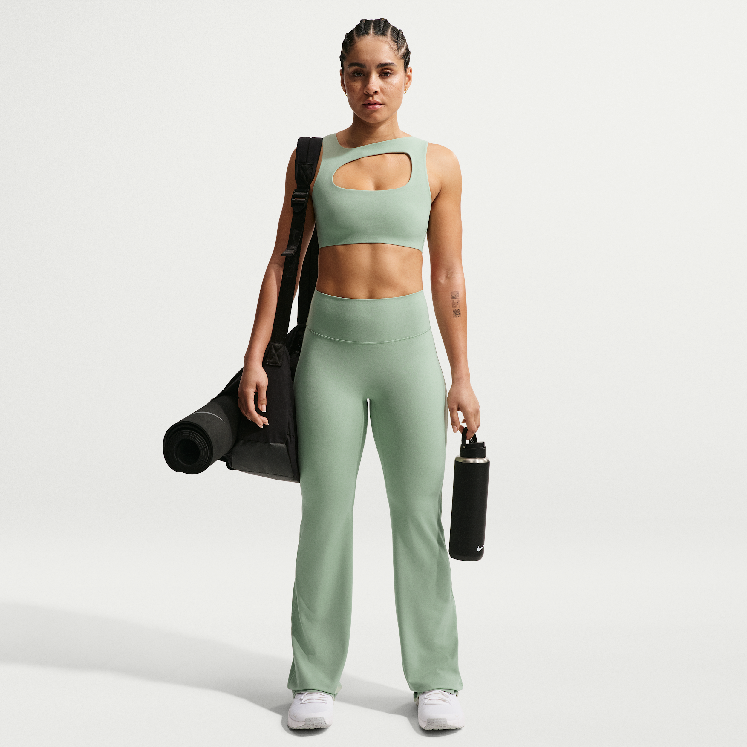 Leggings svasati a vita alta senza cucitura anteriore Nike Zenvy – Donna - Verde