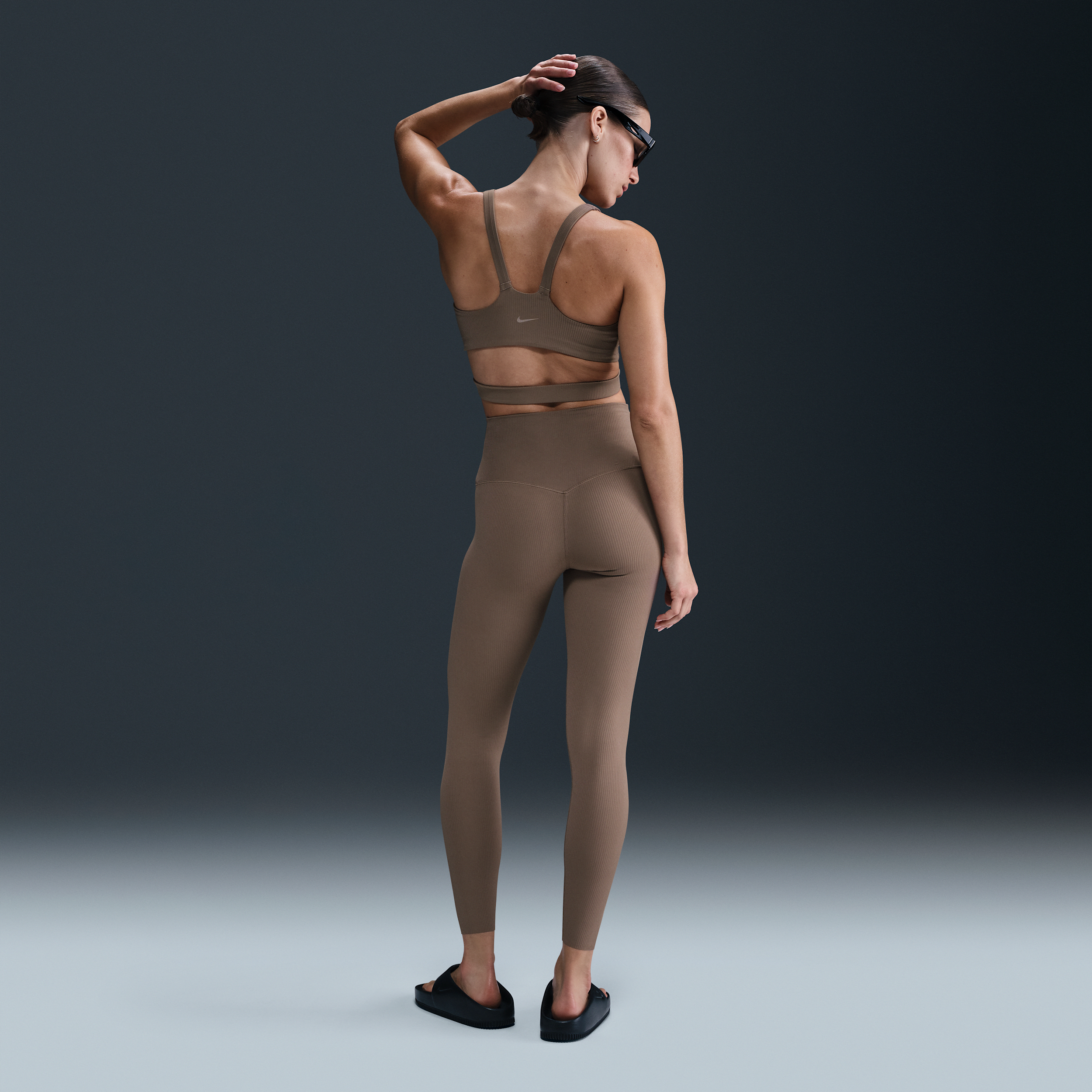 Legging 7/8 taille haute à maintien léger Nike Zenvy Rib pour femme - Marron