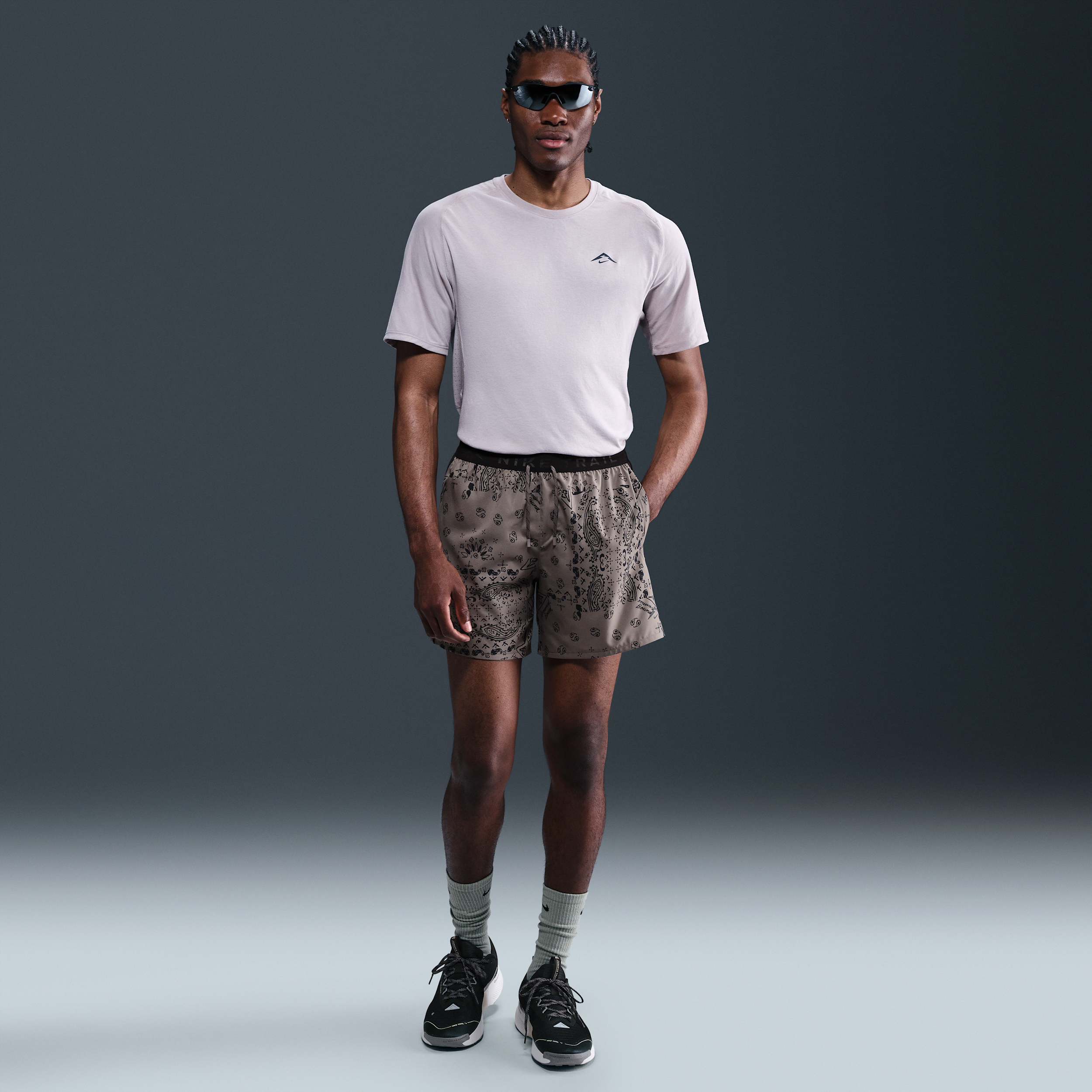 Nike Trail Dri-FIT hardloopshorts met binnenbroek voor heren (15 cm) - Grijs