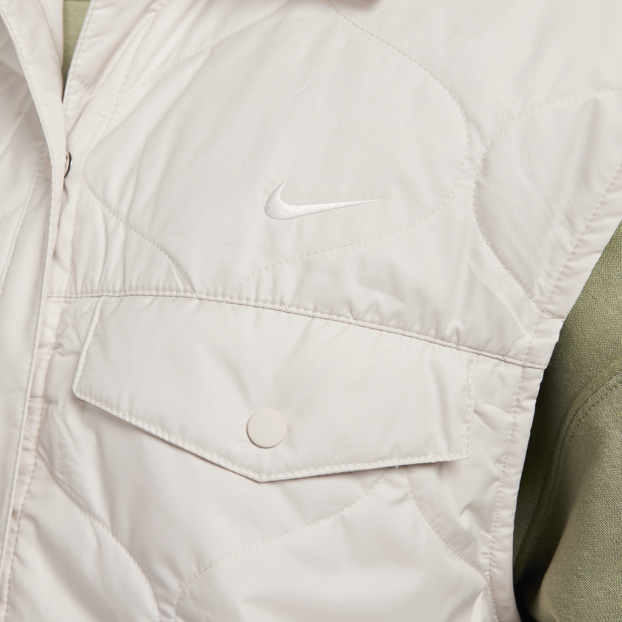 Nike Sportswear Essential vest voor dames Bruin