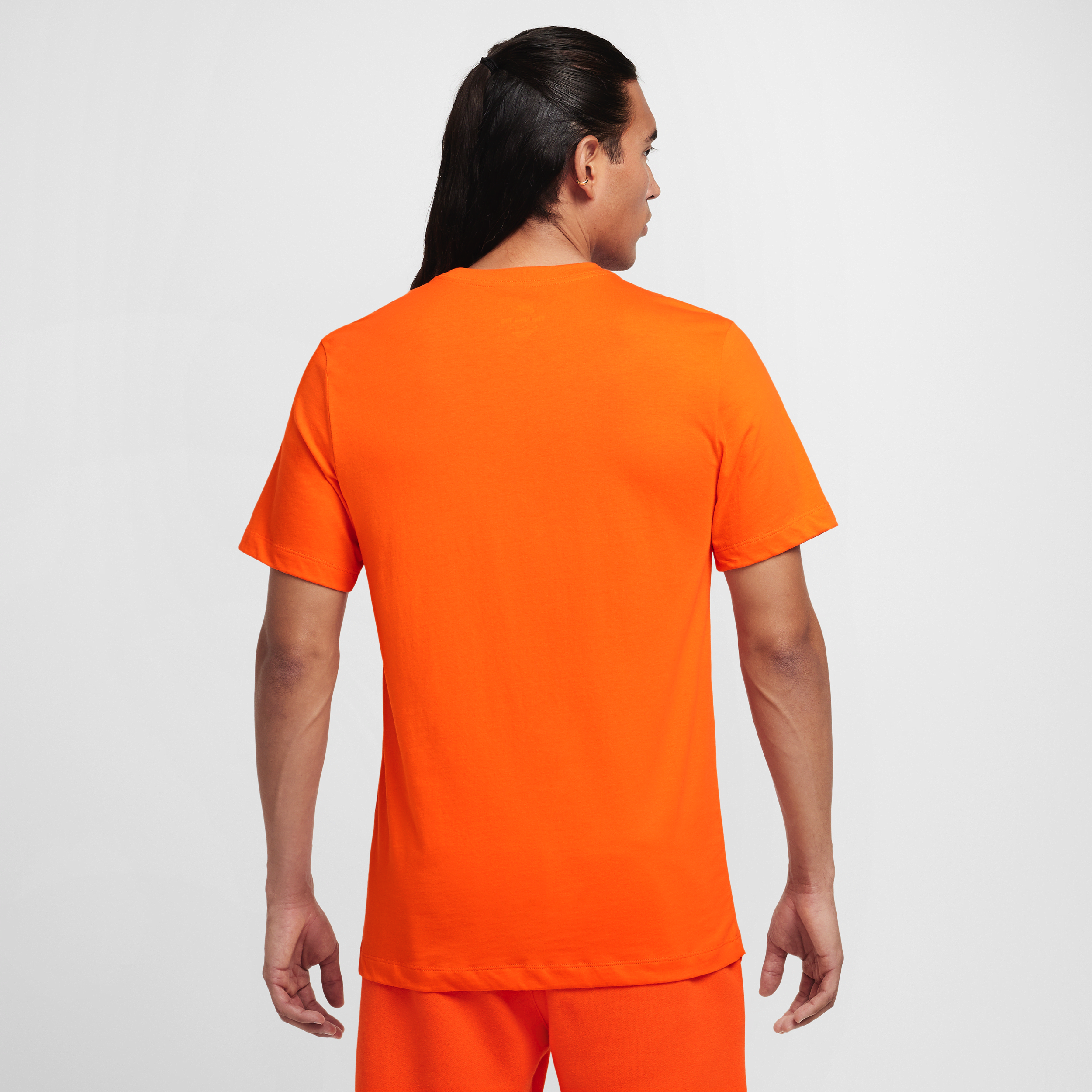 T-shirt Nike Sportswear Club pour Homme - Orange