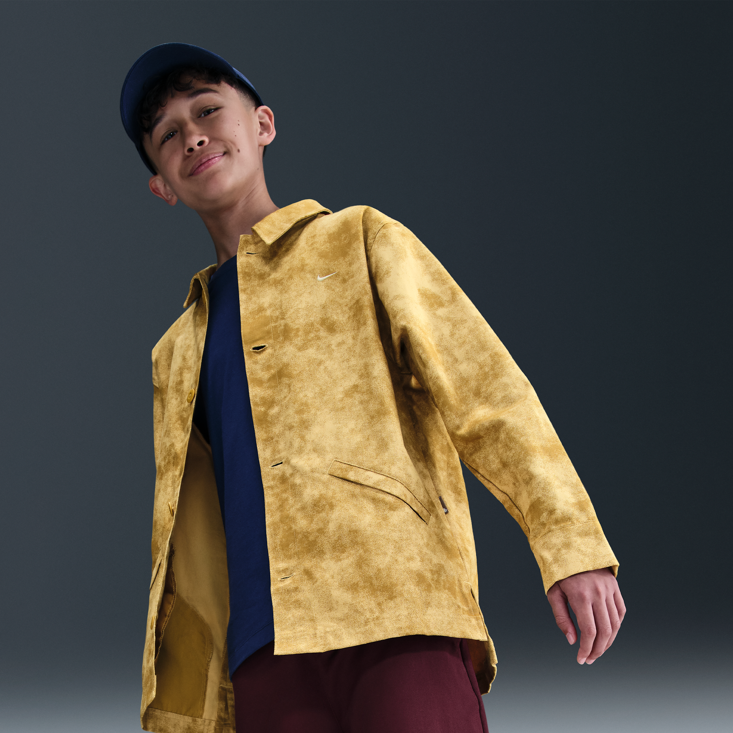 Thumbnail - Nike Metro Ground Button-Down-Oberteil (ältere Kinder, Jungen) - Braun