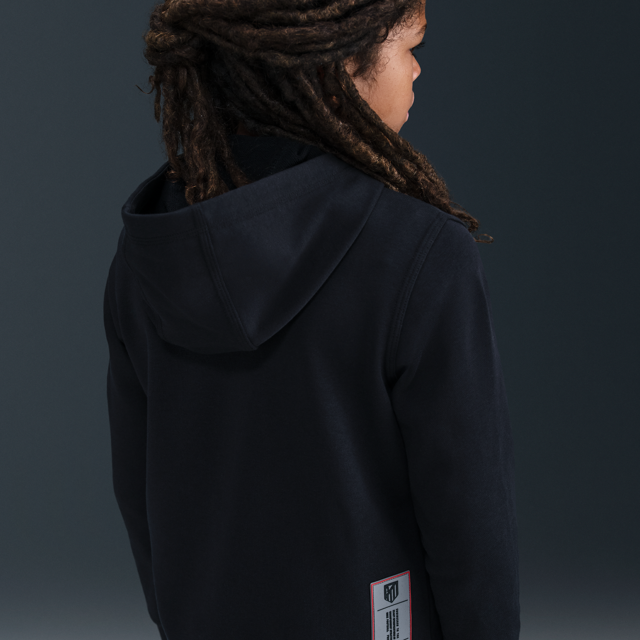 Thumbnail - Atlético Madrid Club Nike Fußball-Kapuzenjacke mit durchgehendem Reißverschluss für ältere Kinder (Jungen) - Schwarz