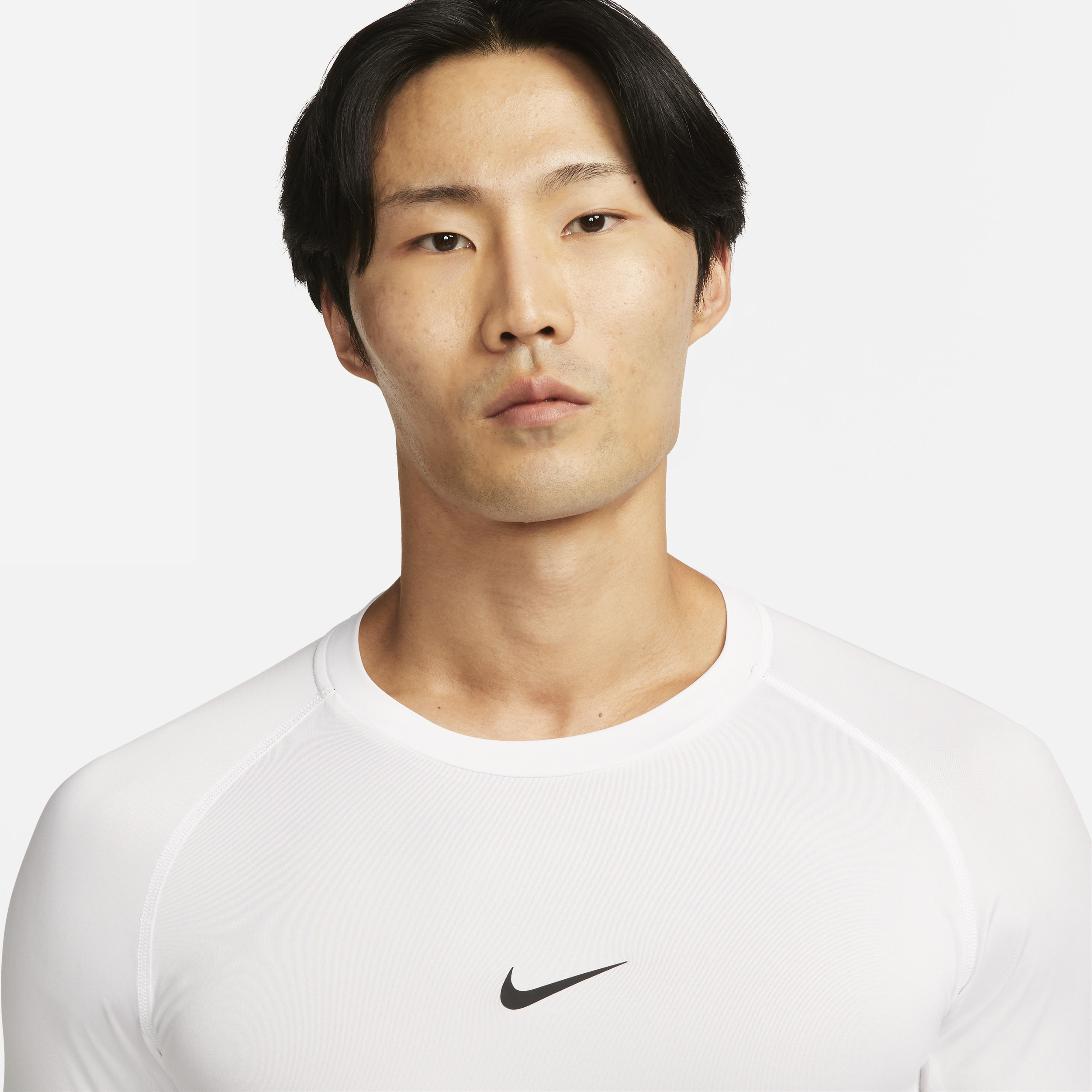 Haut de fitness ajusté à manches courtes Nike Pro Dri-FIT pour homme - Blanc