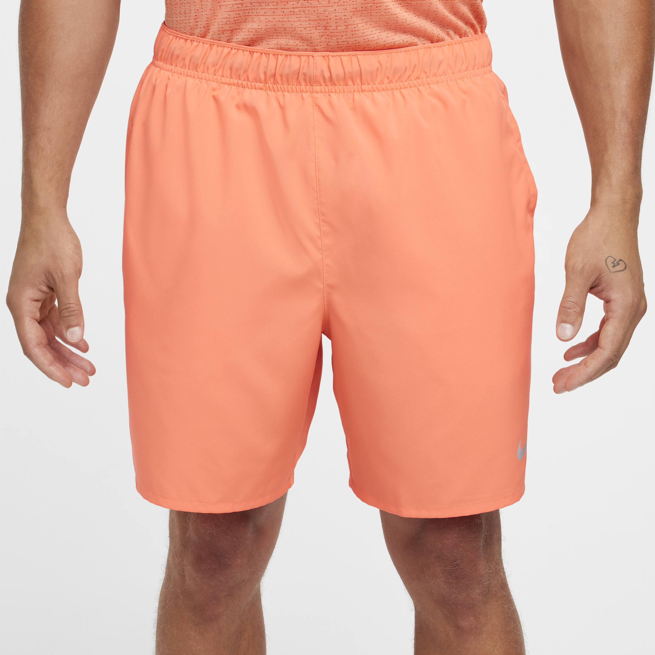 Short de running 2-en-1 18 cm Dri-FIT Nike Challenger pour homme - Rose