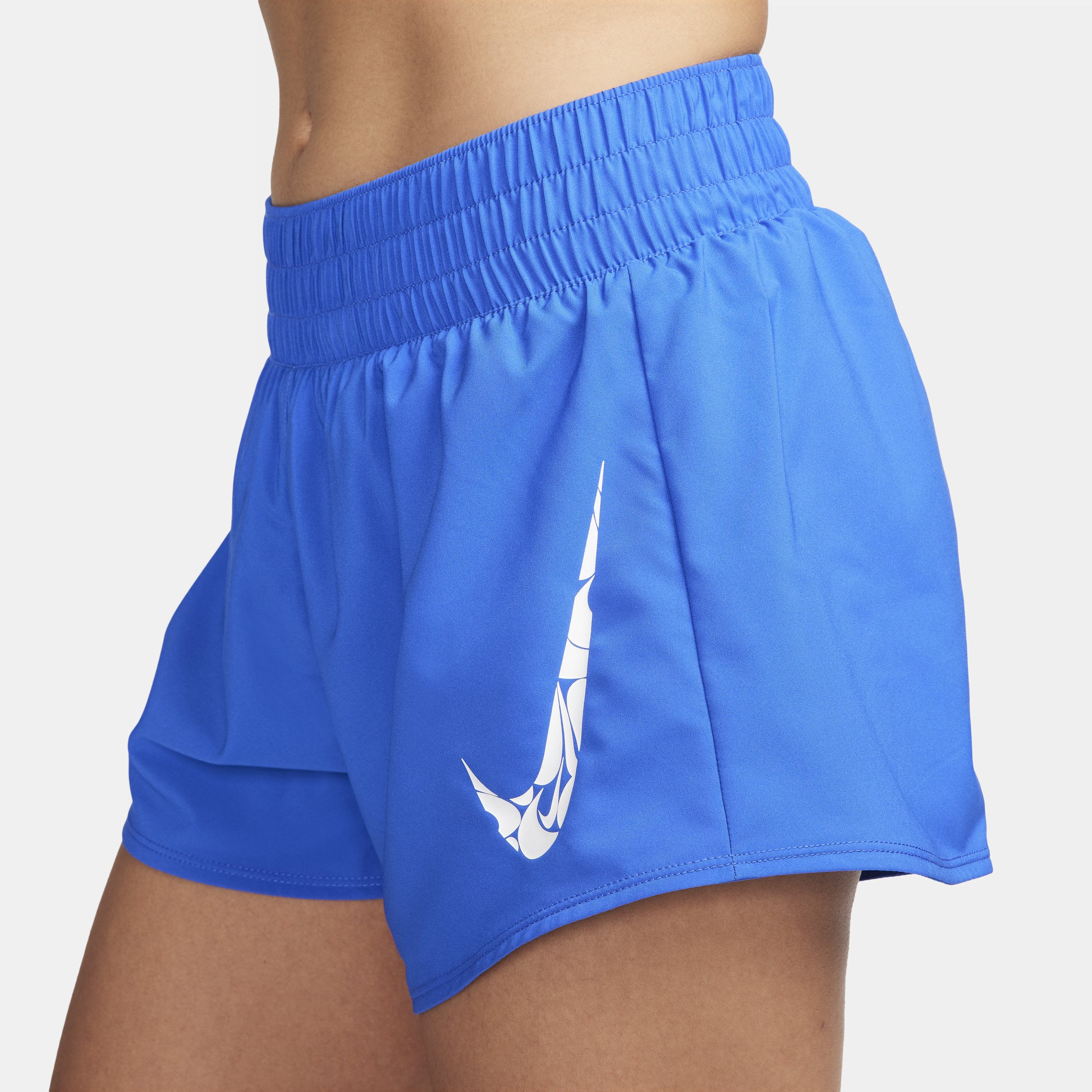 Nike One Dri-FIT damesshorts met halfhoge taille en binnenbroekje (8 cm) Blauw