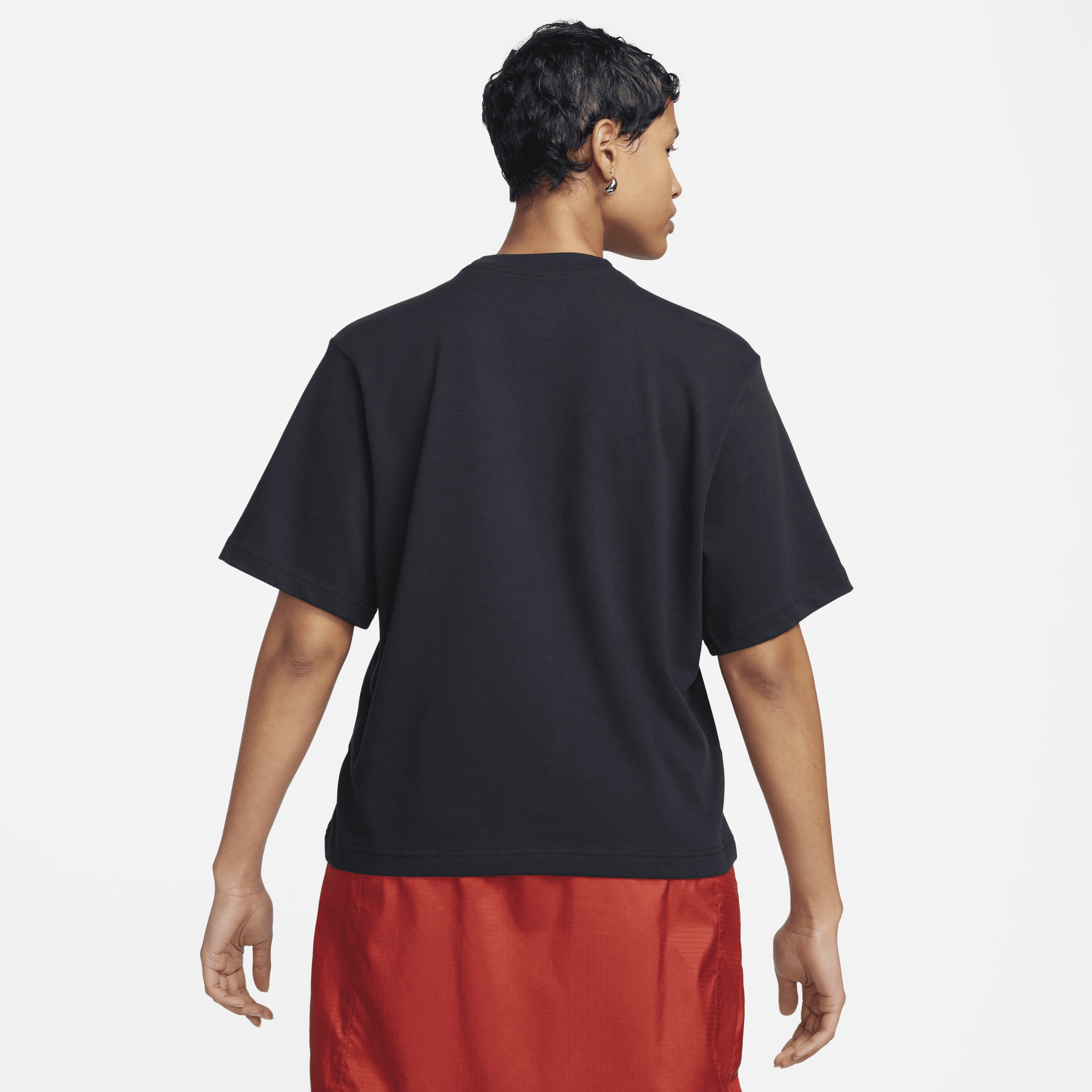 Nike Sportswear T-shirt met recht design voor dames Zwart