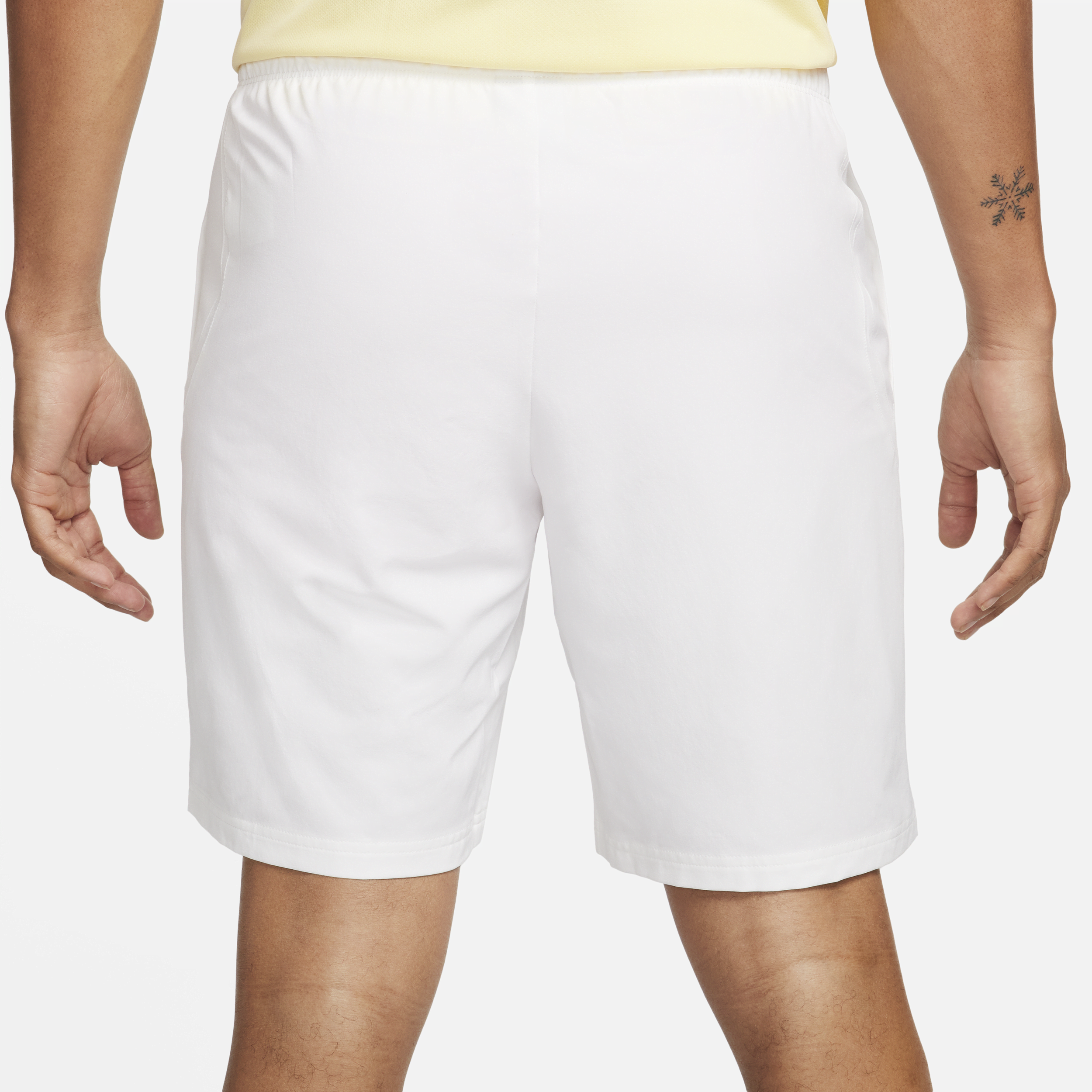 Nike Court Advantage tennisshorts van 23 cm voor heren Wit