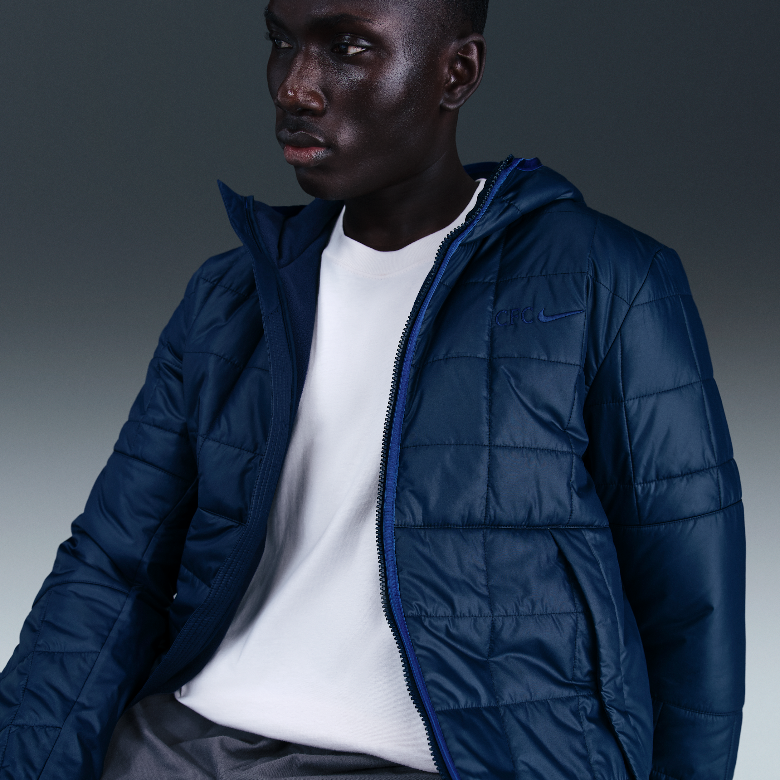 Thumbnail - Chelsea FC Nike Fußballjacke mit Kapuze und Synthetikfüllung für Herren - Blau