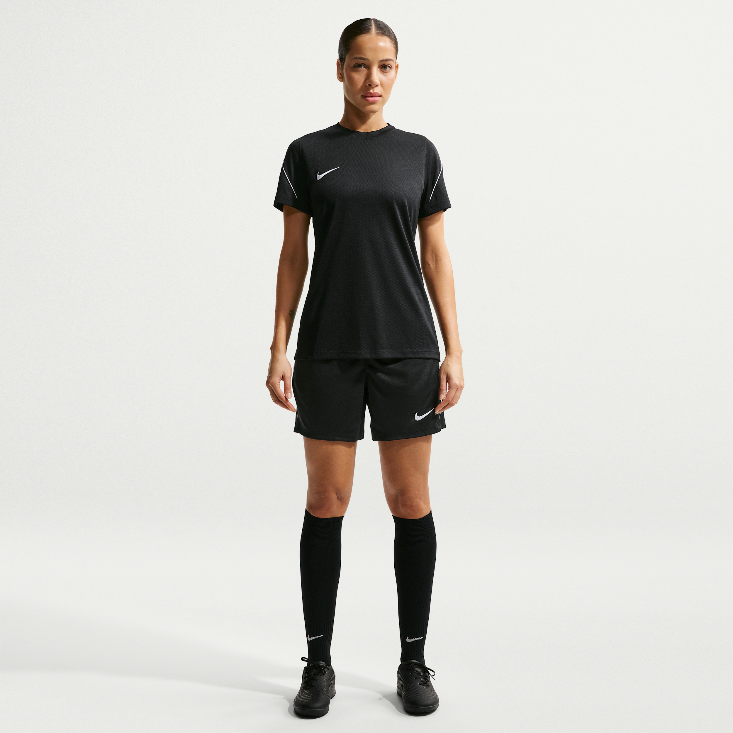 Thumbnail - Nike Strike Dri-FIT Strick-Fußballshorts (Damen) - Schwarz