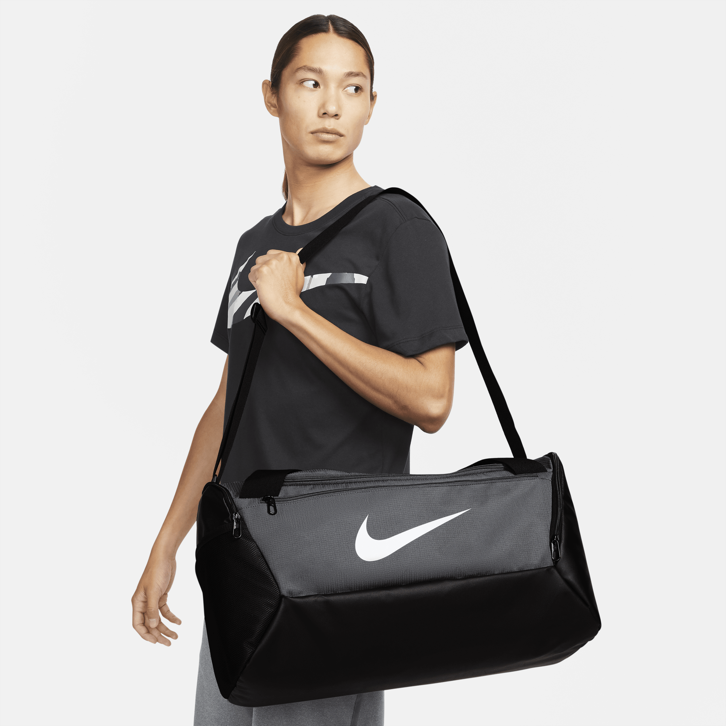 Sac de sport de training Nike Brasilia 9.5 (petite taille, 41 L) - Gris