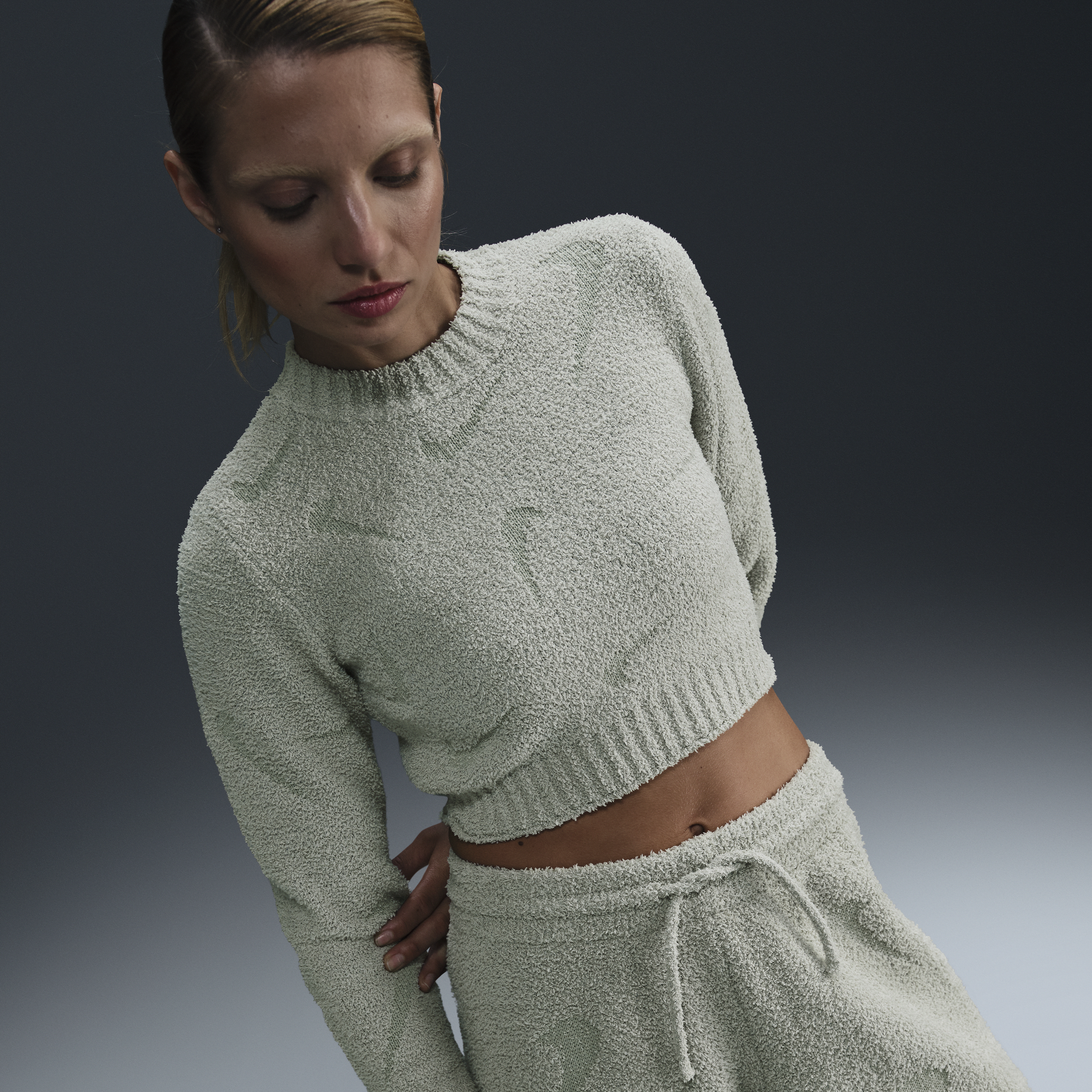 Haut ajusté en maille à manches longues Nike Sportswear Phoenix Cozy Bouclé pour femme - Vert