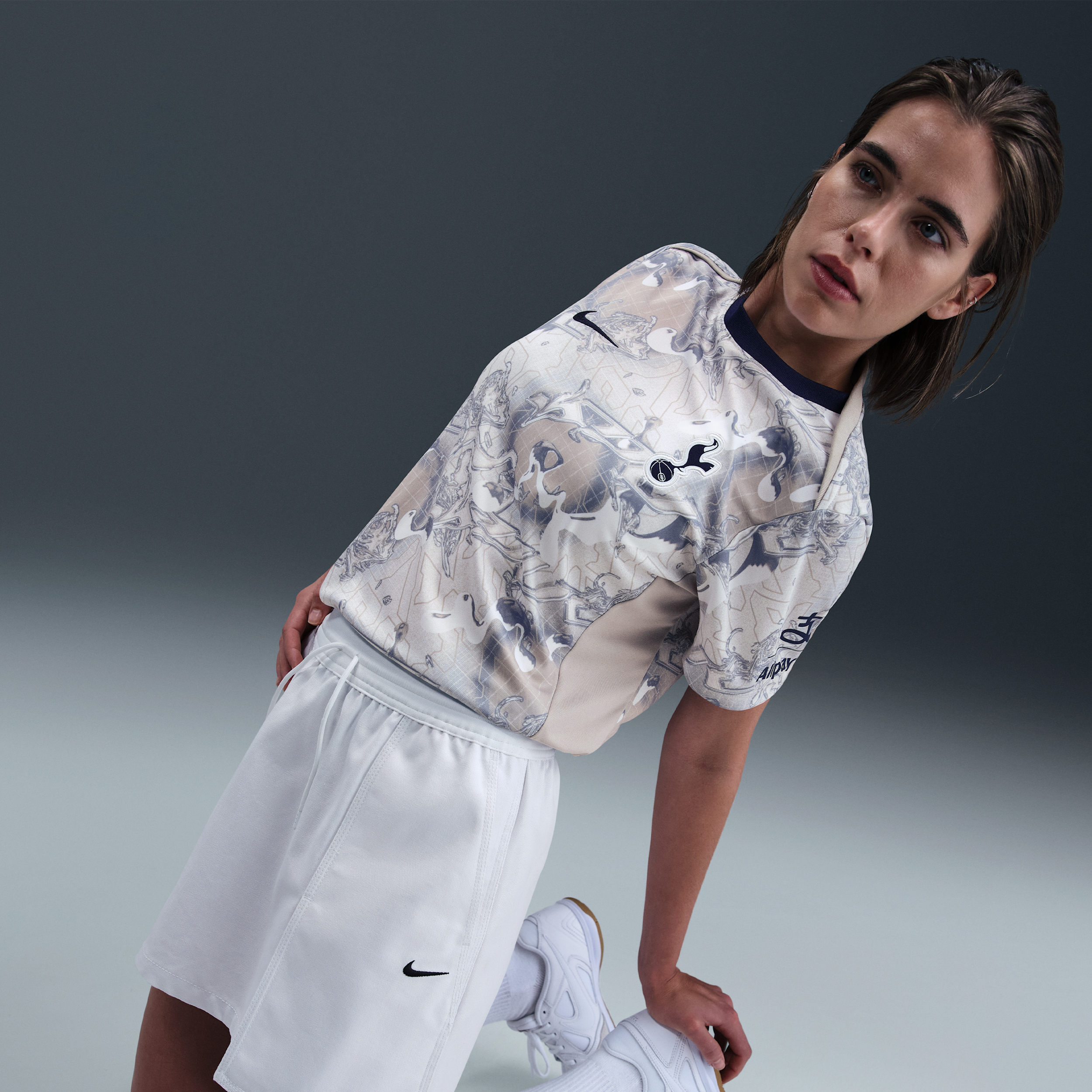 Thumbnail - Tottenham Hotspur Academy Pro Home Nike Dri-FIT Pre-Match-Kurzarm-Fußballoberteil (Damen) - Weiß