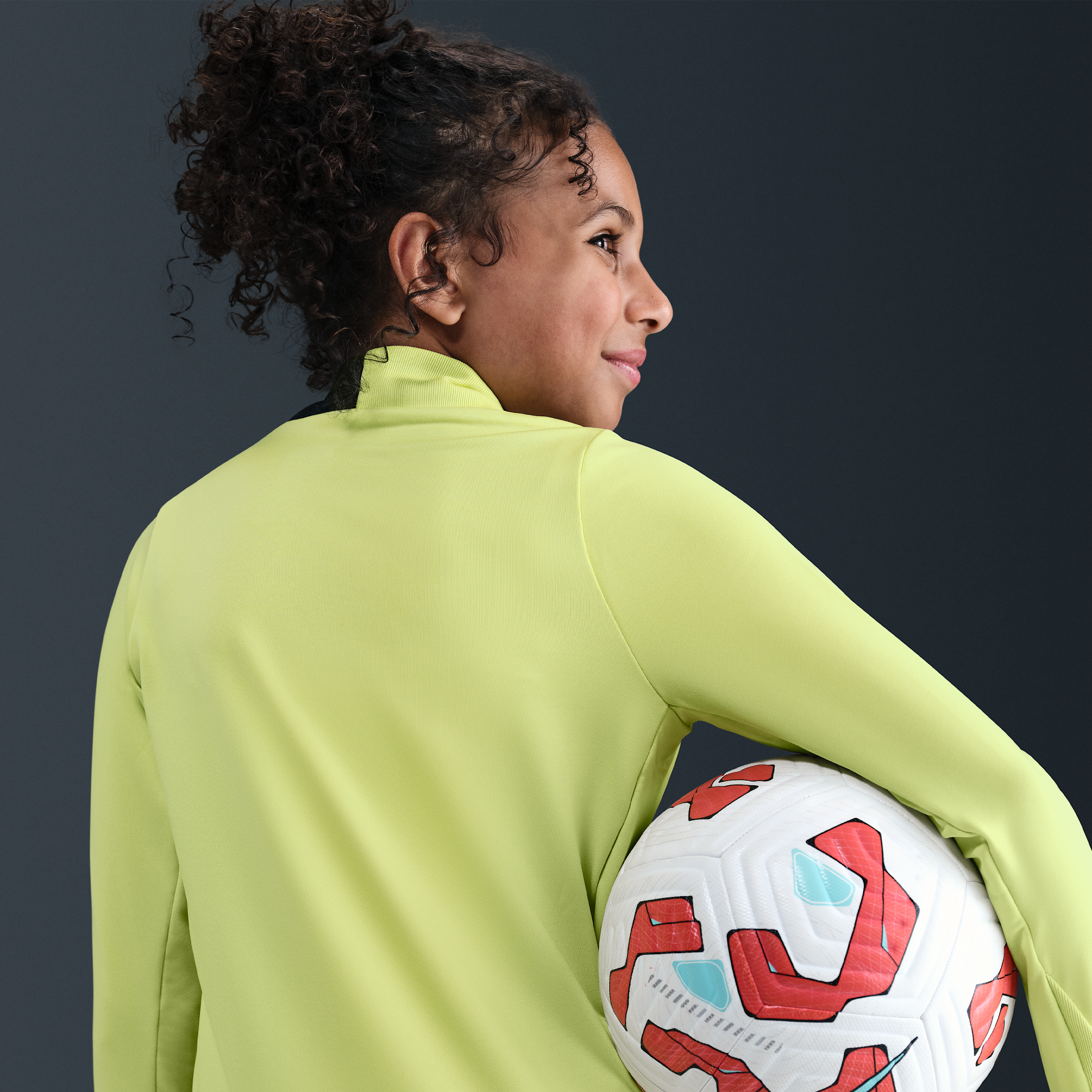 Thumbnail - Nike Dri-FIT Strike Fußball-Trainingsoberteil für ältere Kinder - Grün