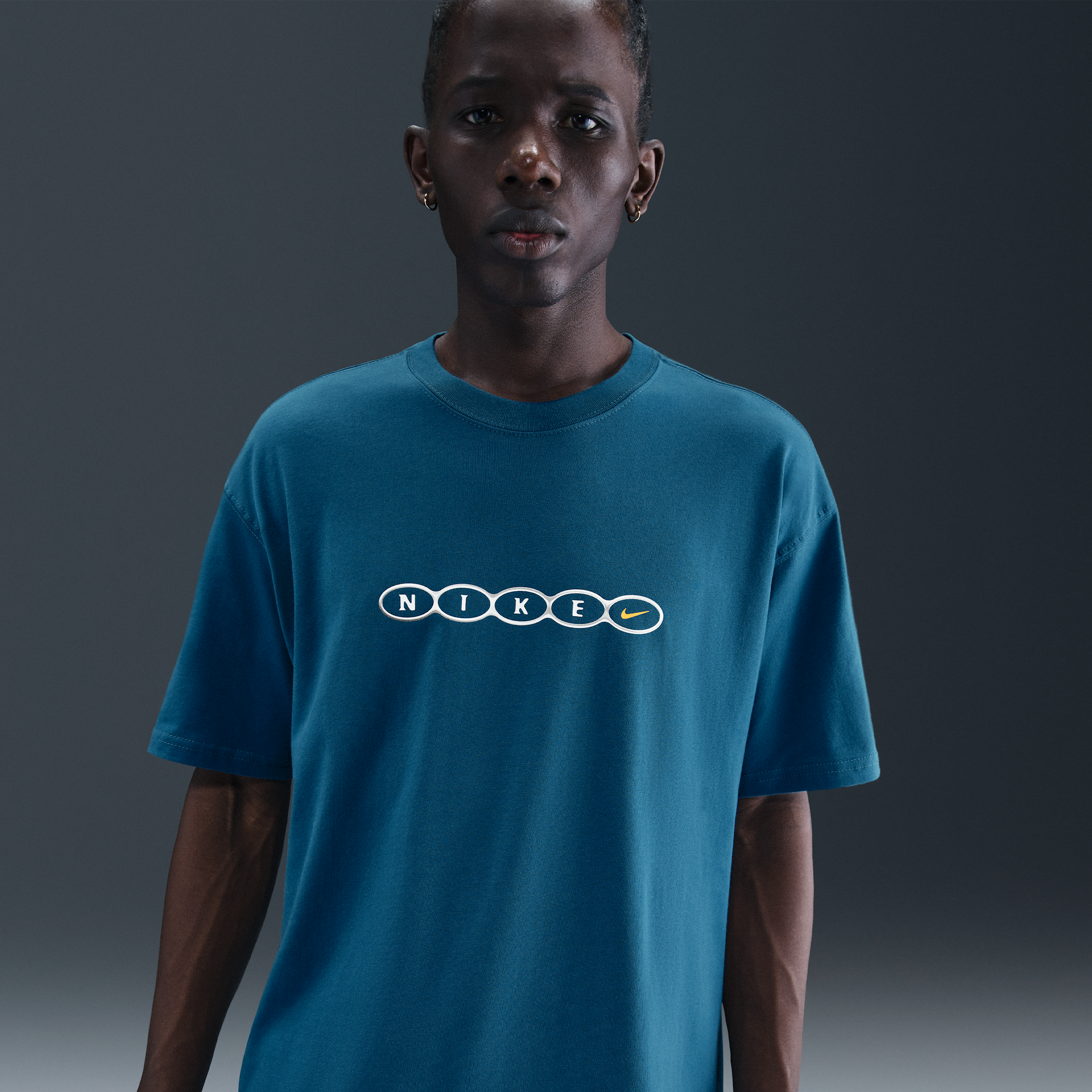 Nike Sportswear Men's Max90 T-Shirt - Blue