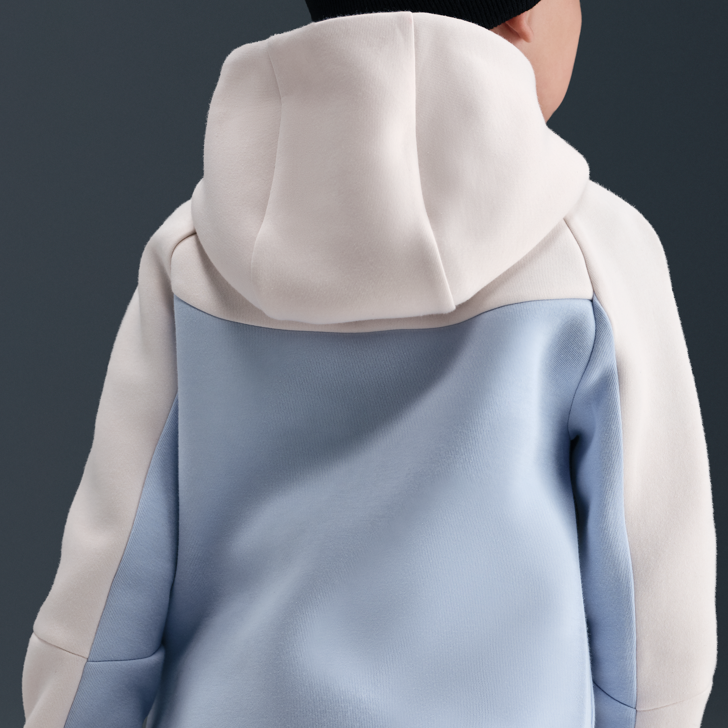 Thumbnail - Nike zweiteiliges Tech Fleece-Set mit durchgehendem Reißverschluss (jüngere Kinder) - Grau