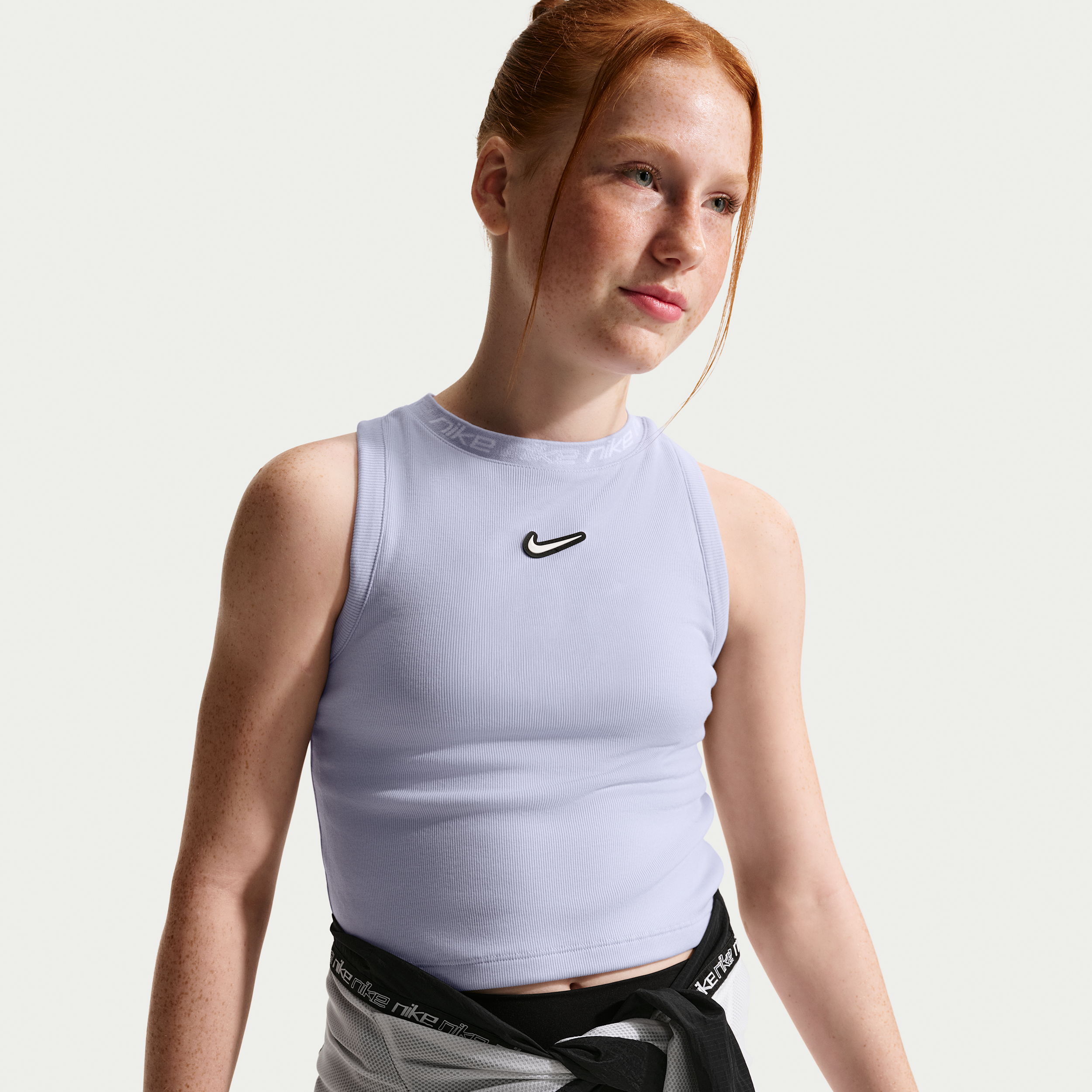 Thumbnail - Nike Tanktop mit Dri-FIT-Technologie für ältere Kinder (Mädchen) - Grau