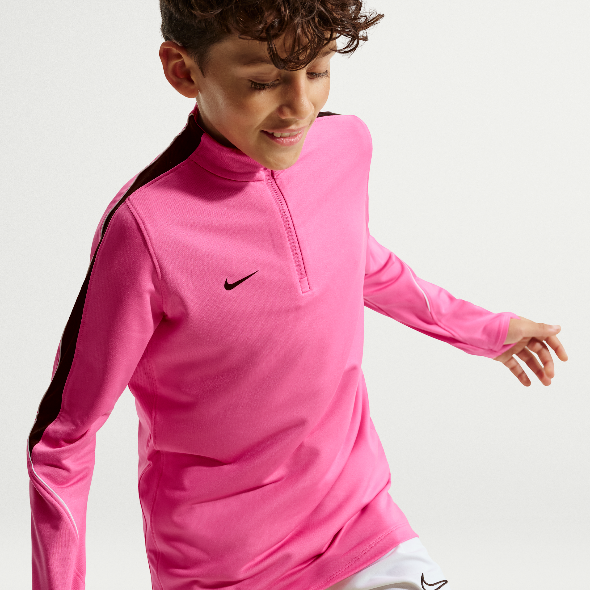 Thumbnail - Nike Strike Dri-FIT Fußball-Drill-Oberteil aus Strickmaterial (ältere Kinder) - Pink