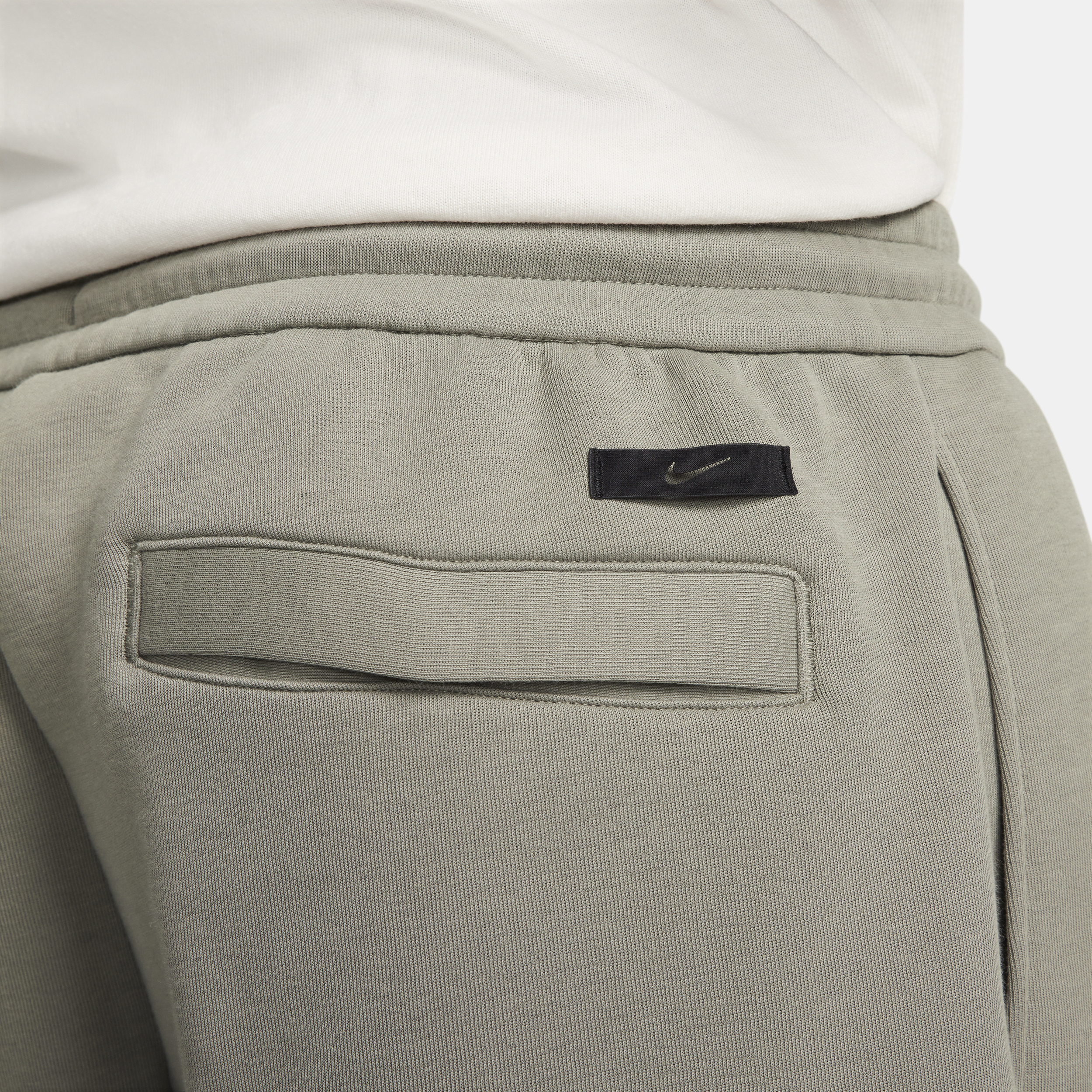 Nike Sportswear Tech Fleece Reimagined joggingbroek met open zoom en ruimvallende pasvorm voor heren Grijs