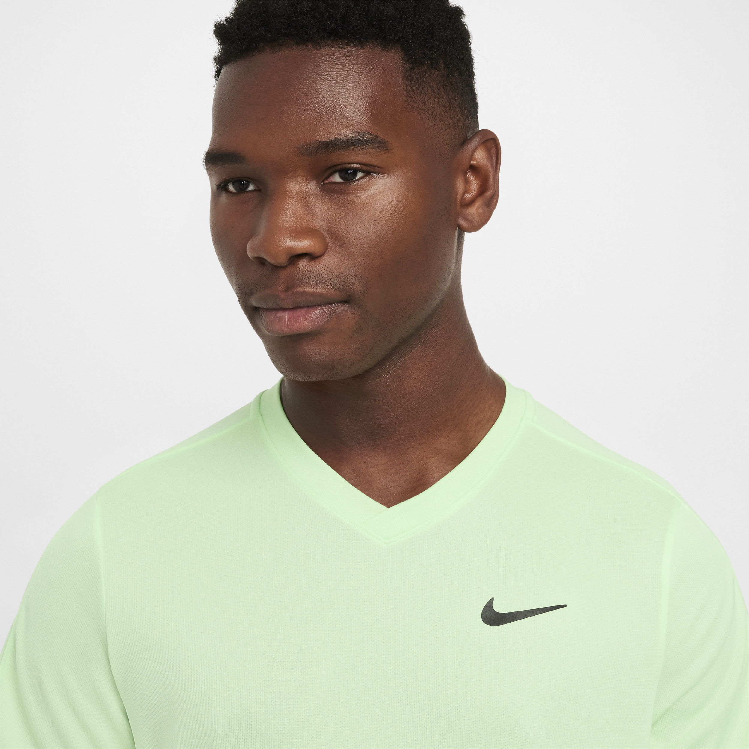 Haut de tennis NikeCourt Dri-FIT Victory pour Homme - Vert