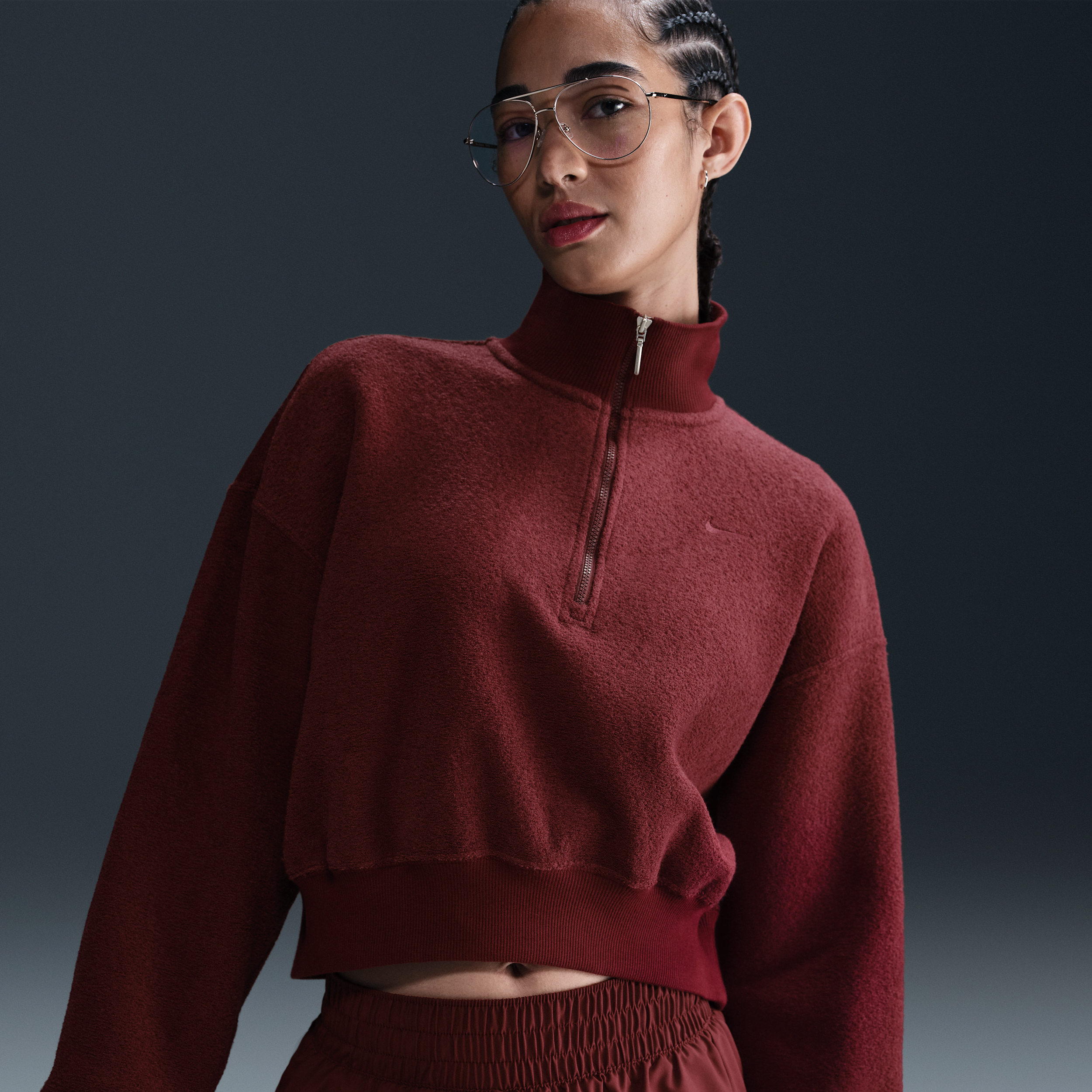 Sweat court oversize à 1/4 de zip en Fleece confortable Nike Sportswear Phoenix Plush pour femme - R