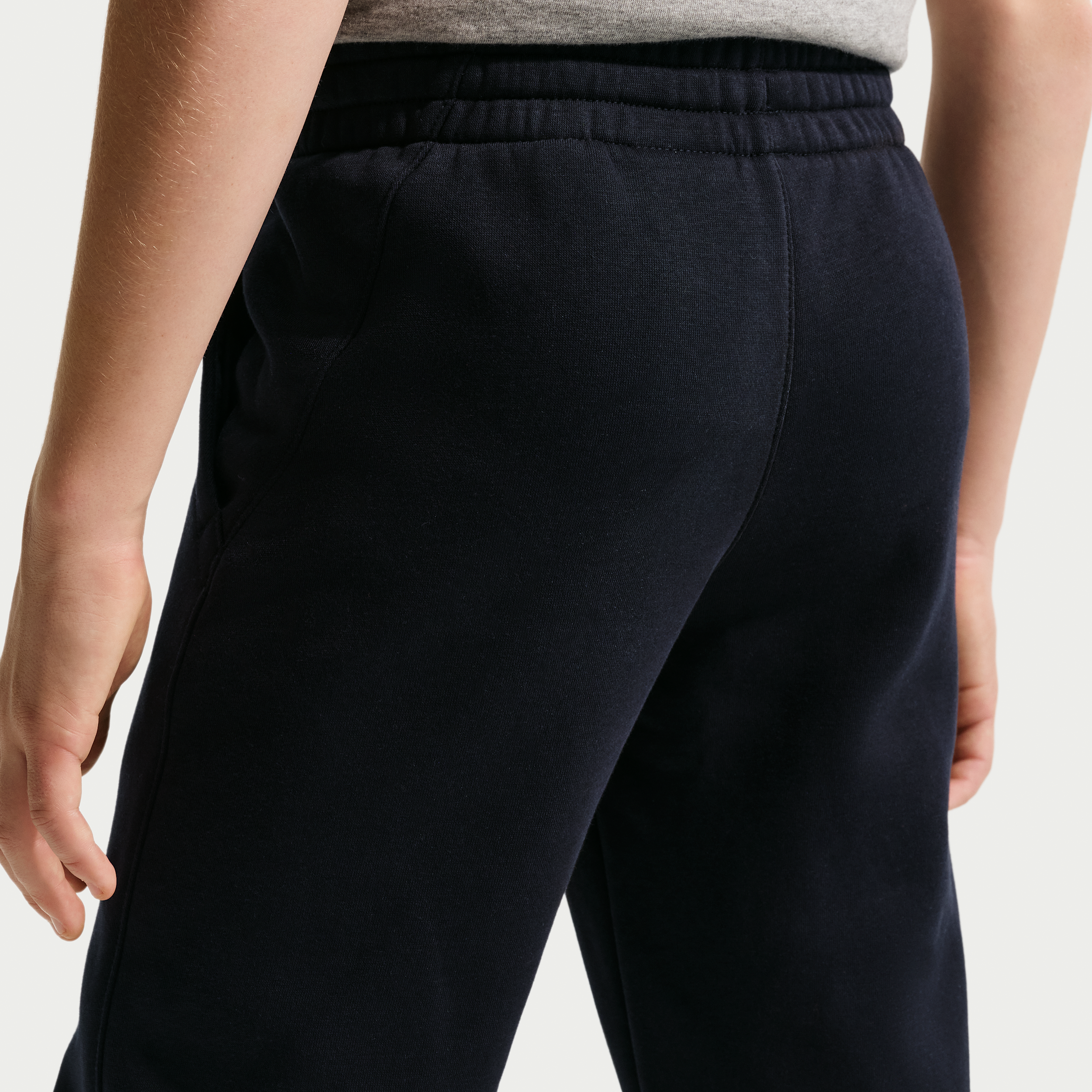 Thumbnail - Niederlande Club Fleece Nike Fußball-Jogger (ältere Kinder, Jungen) - Schwarz