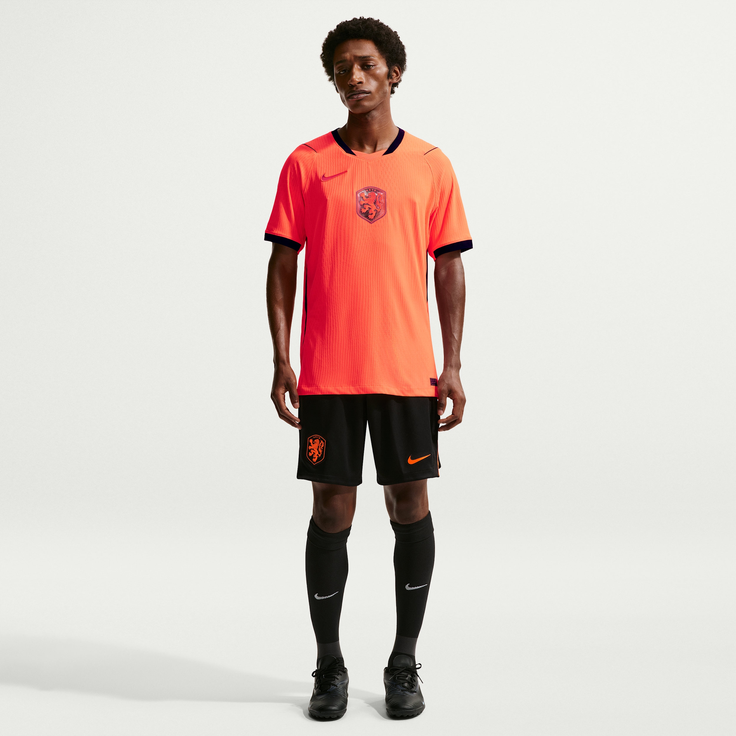 Thumbnail - Niederlande 2026 Heimstadion Nike Dri-FIT Replika-Fußballshorts für Herren - Schwarz