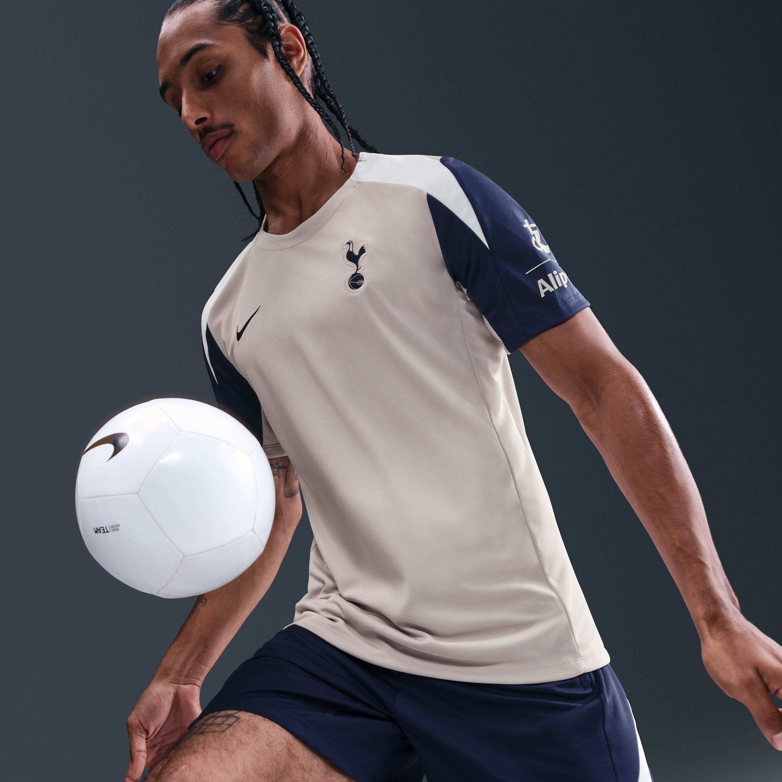 Thumbnail - Tottenham Hotspur Strike Nike Dri-FIT Kurzarm-Fußballoberteil für Herren - Grau