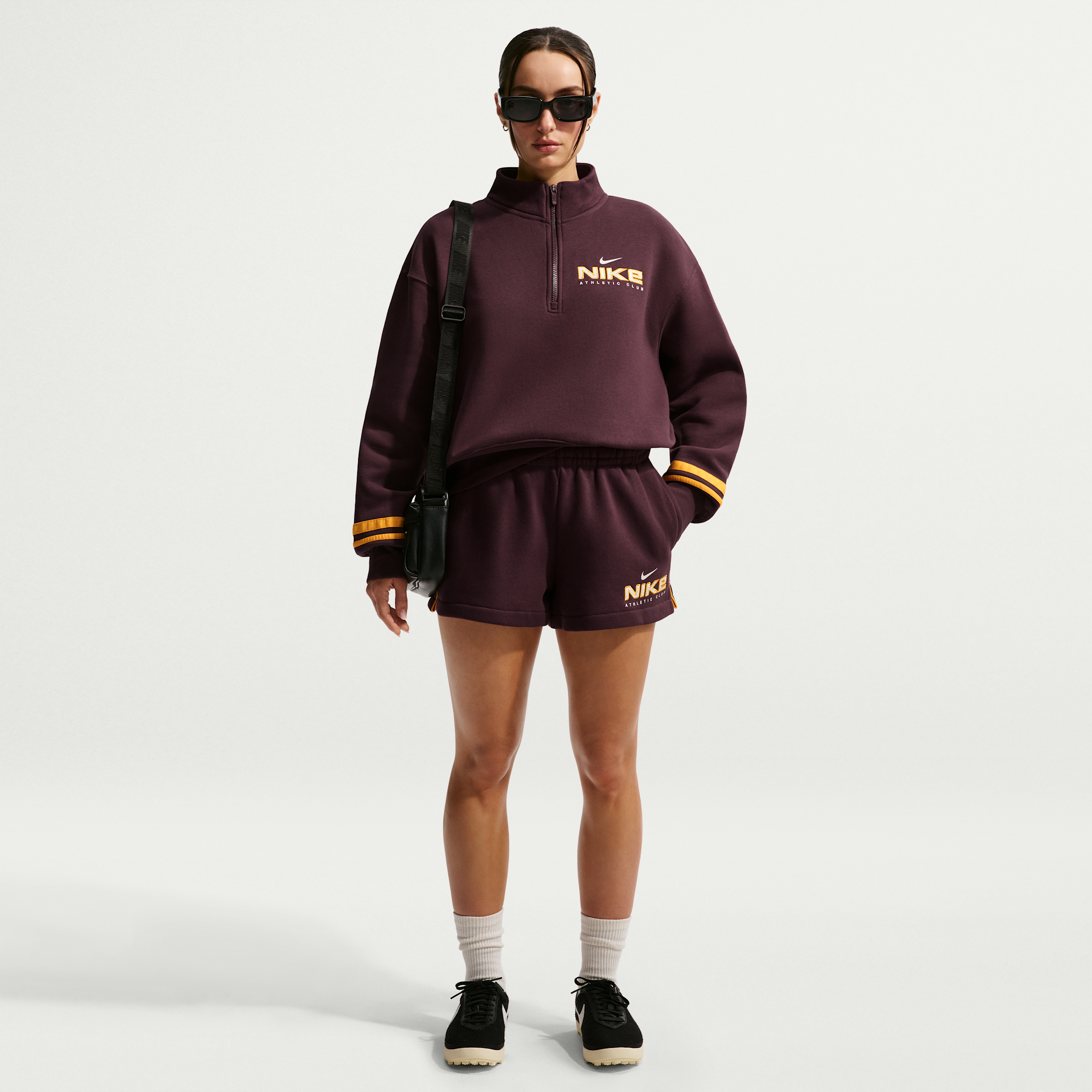 Thumbnail - Nike Fleece-Shorts für Damen - Rot