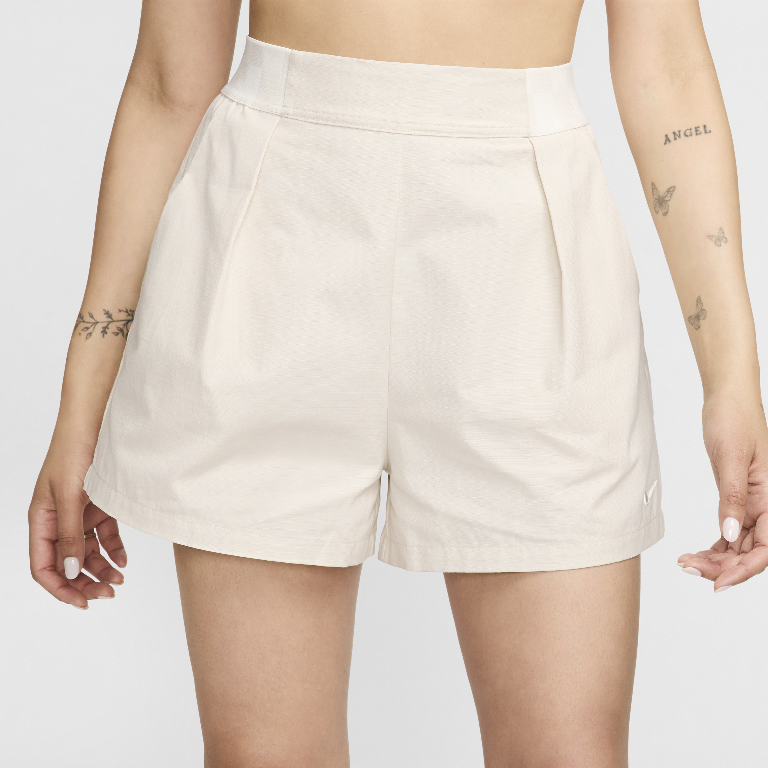 Nike Sportswear Collection damesshorts met hoge taille (8 cm) Bruin