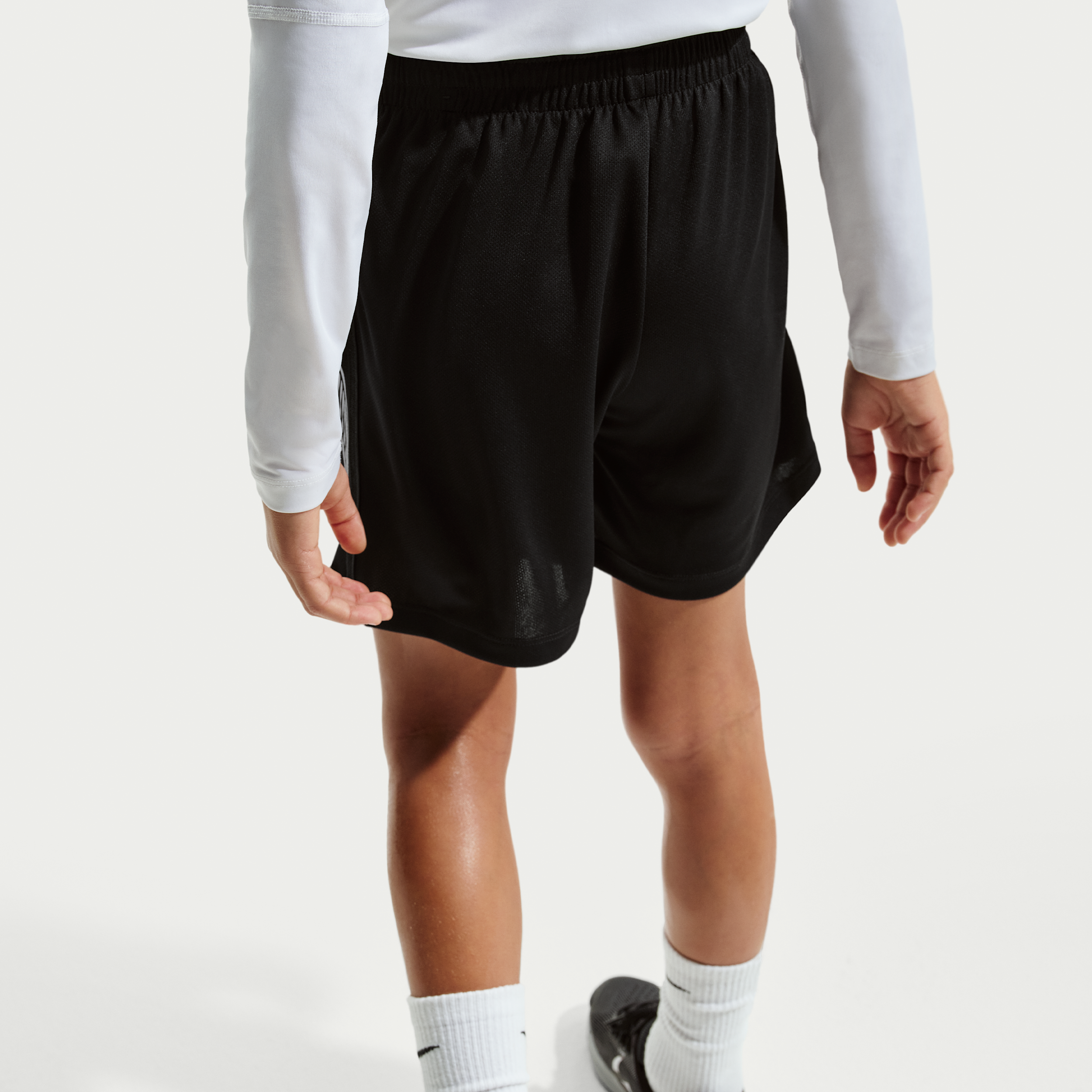 Thumbnail - Nike Multi+ Dri-FIT Trainingsshorts für ältere Kinder (Jungen) - Schwarz