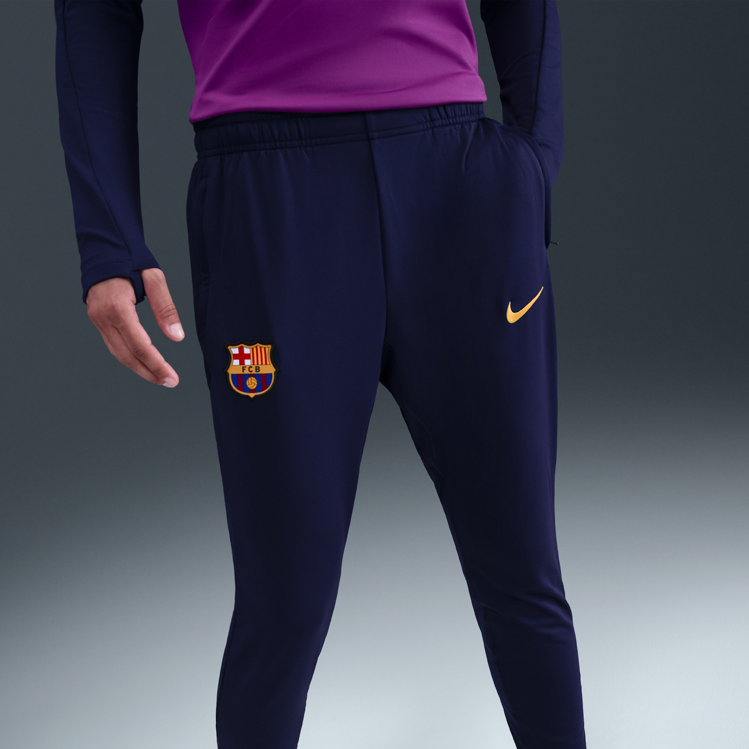 Thumbnail - FC Barcelona Strike Nike Dri-FIT Fußballhose aus Strickmaterial für Damen - Lila