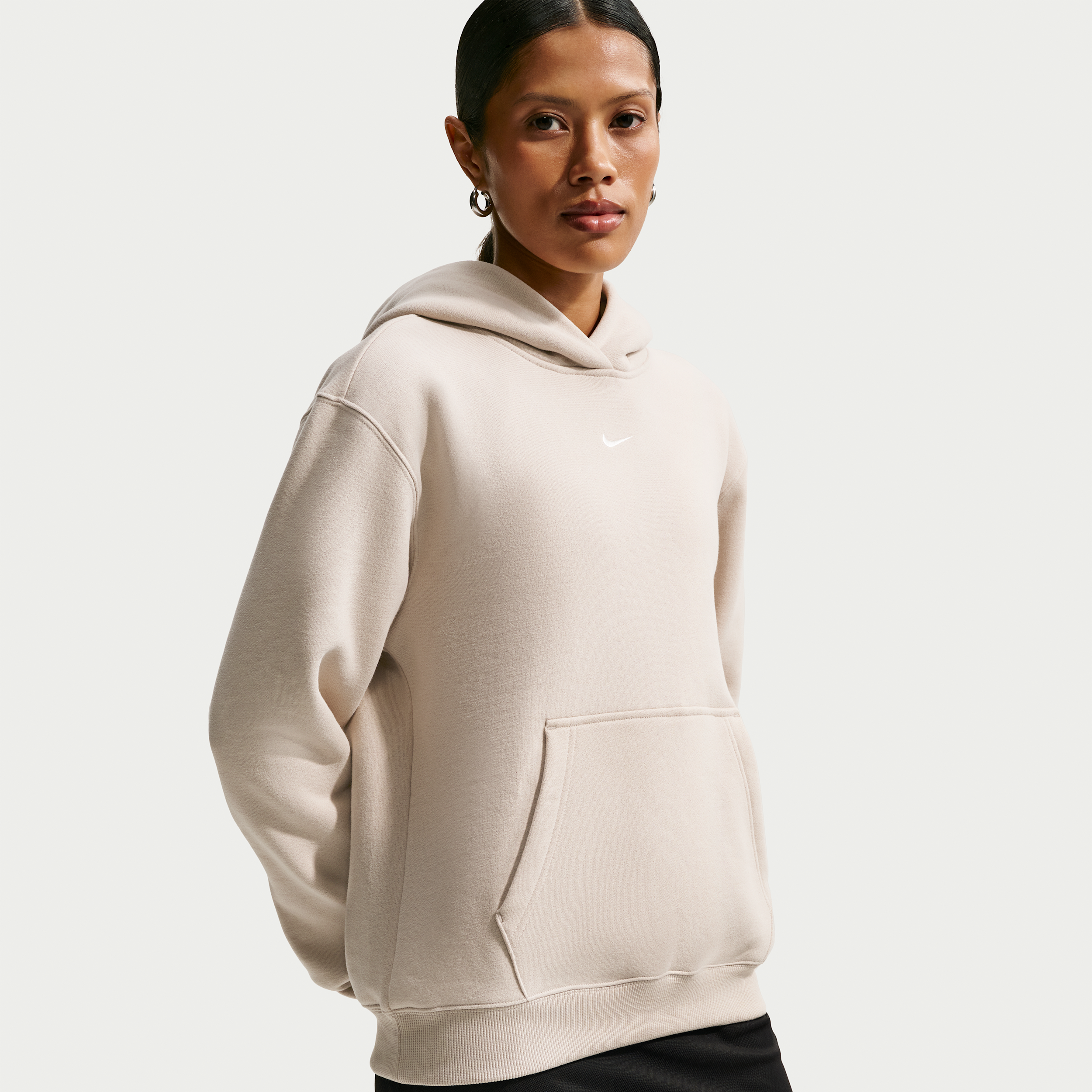Nike Studio Fleece-hættetrøje i medium vægt til kvinder - brun