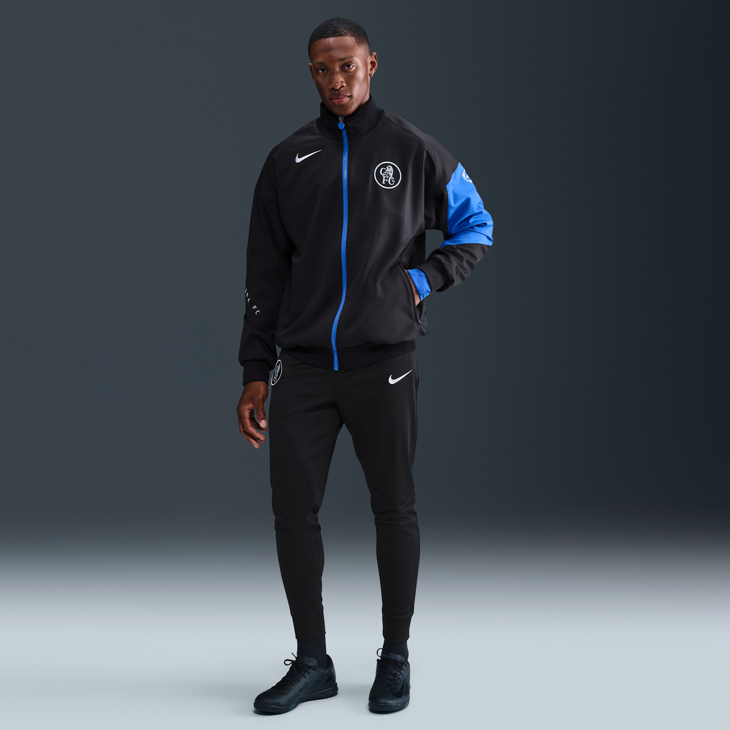 Nike Chelsea FC Strike Derde  Total 90 Dri-FIT knit voetbaltrainingsbroek voor heren - Zwart