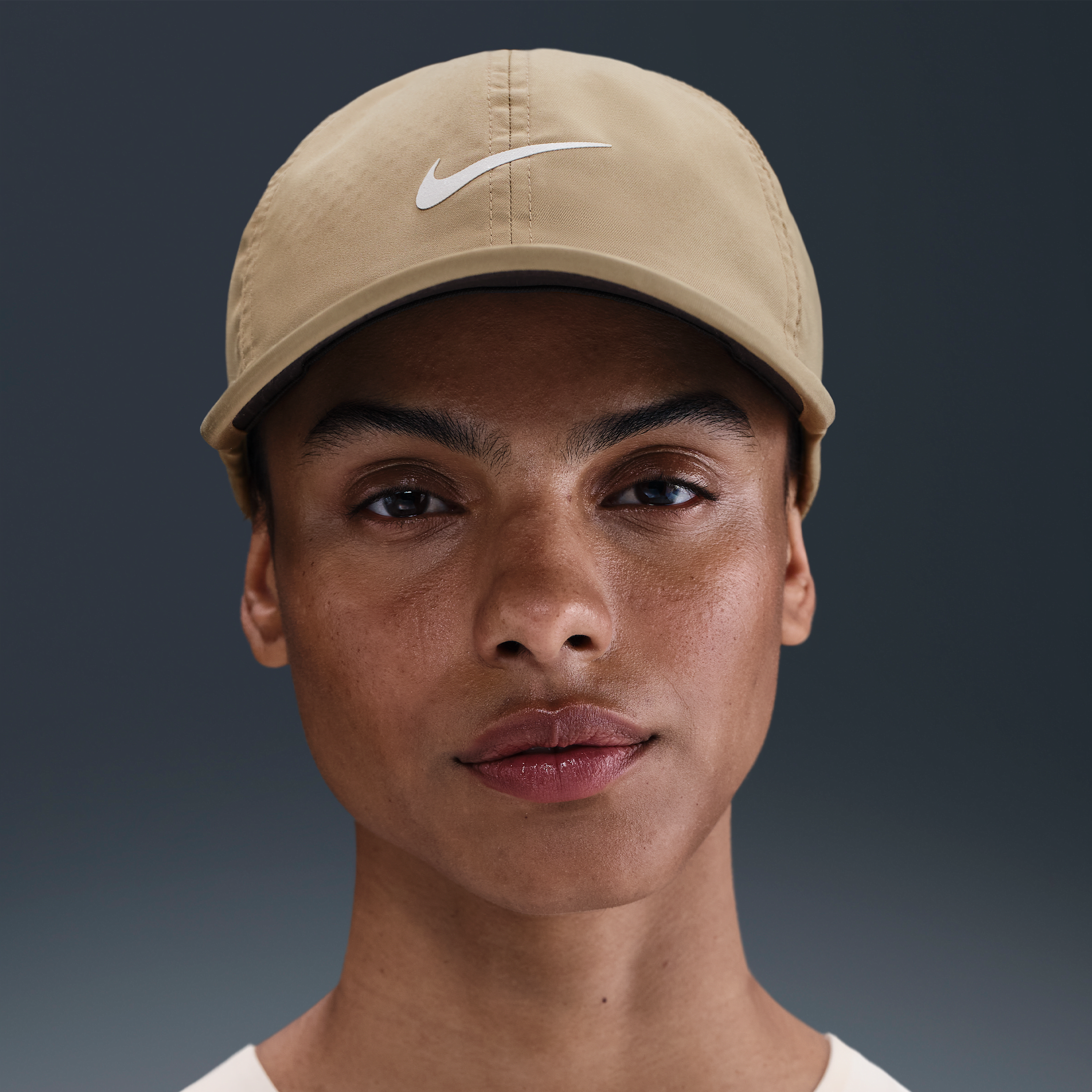 Casquette Featherlight souple Nike Dri-FIT Club - Marron