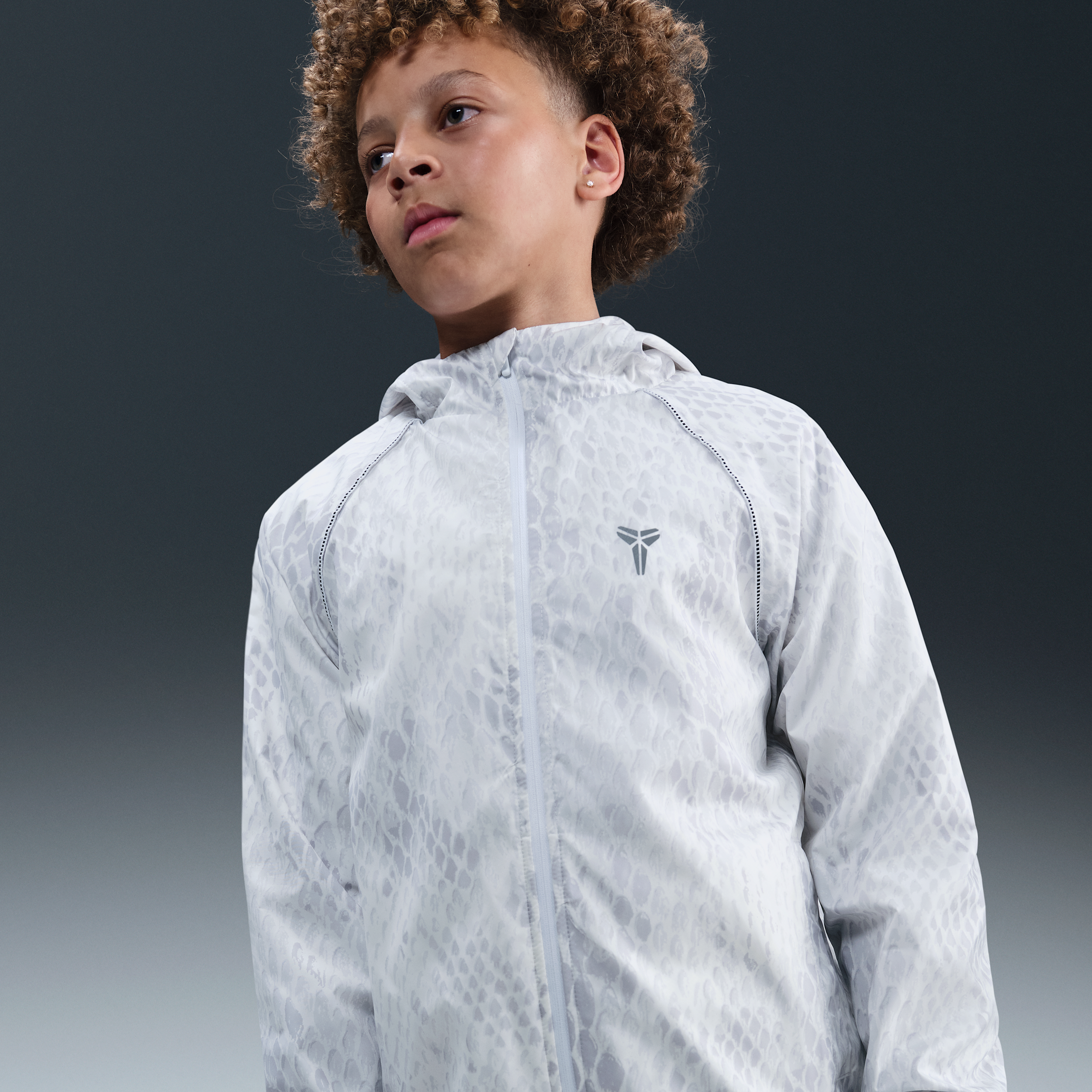 Nike Kobe Older Kids' Lightweight Woven Jacket - White - Polyester