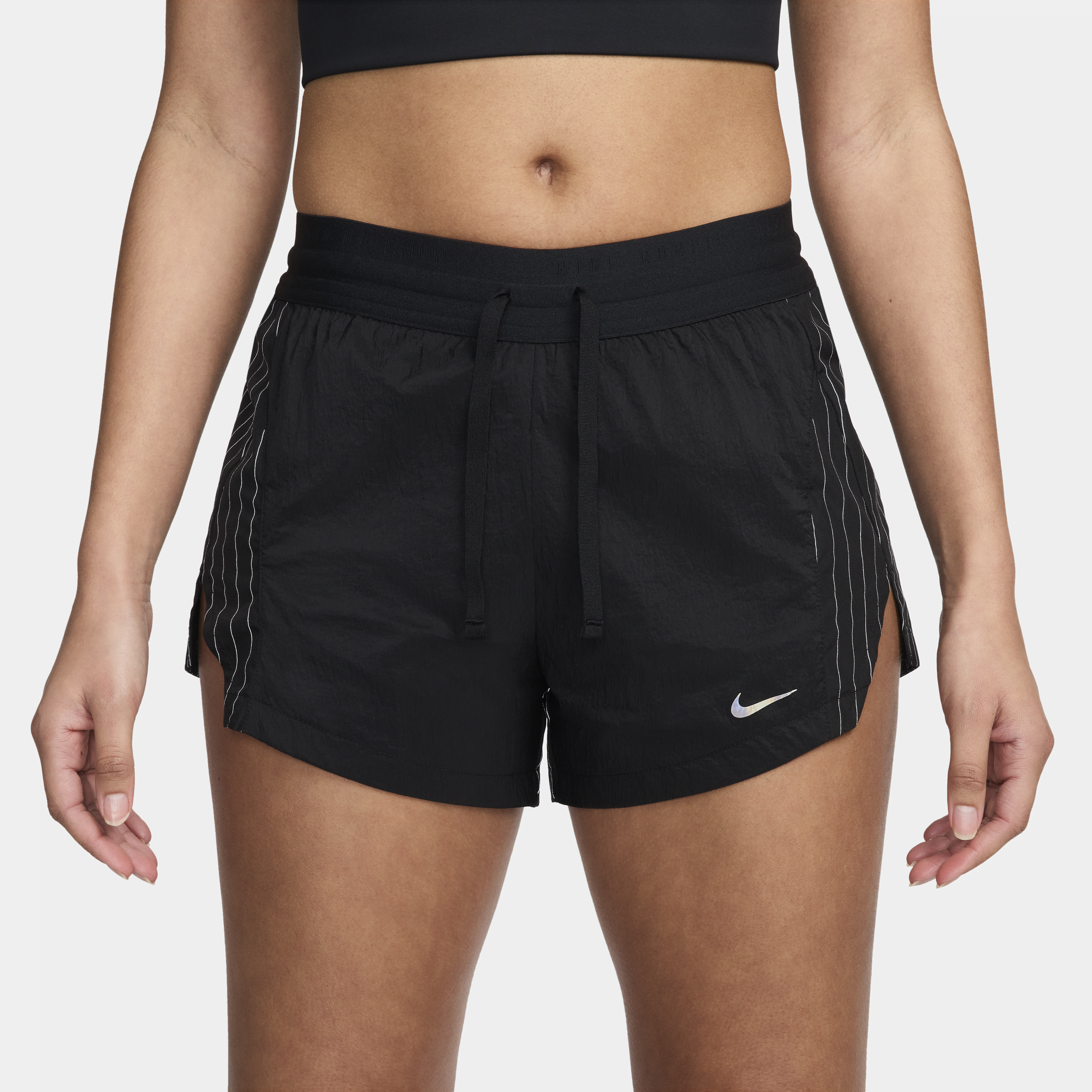 Nike Running Division hardloopshorts met halfhoge taille en binnenbroekje voor dames (8 cm) Zwart