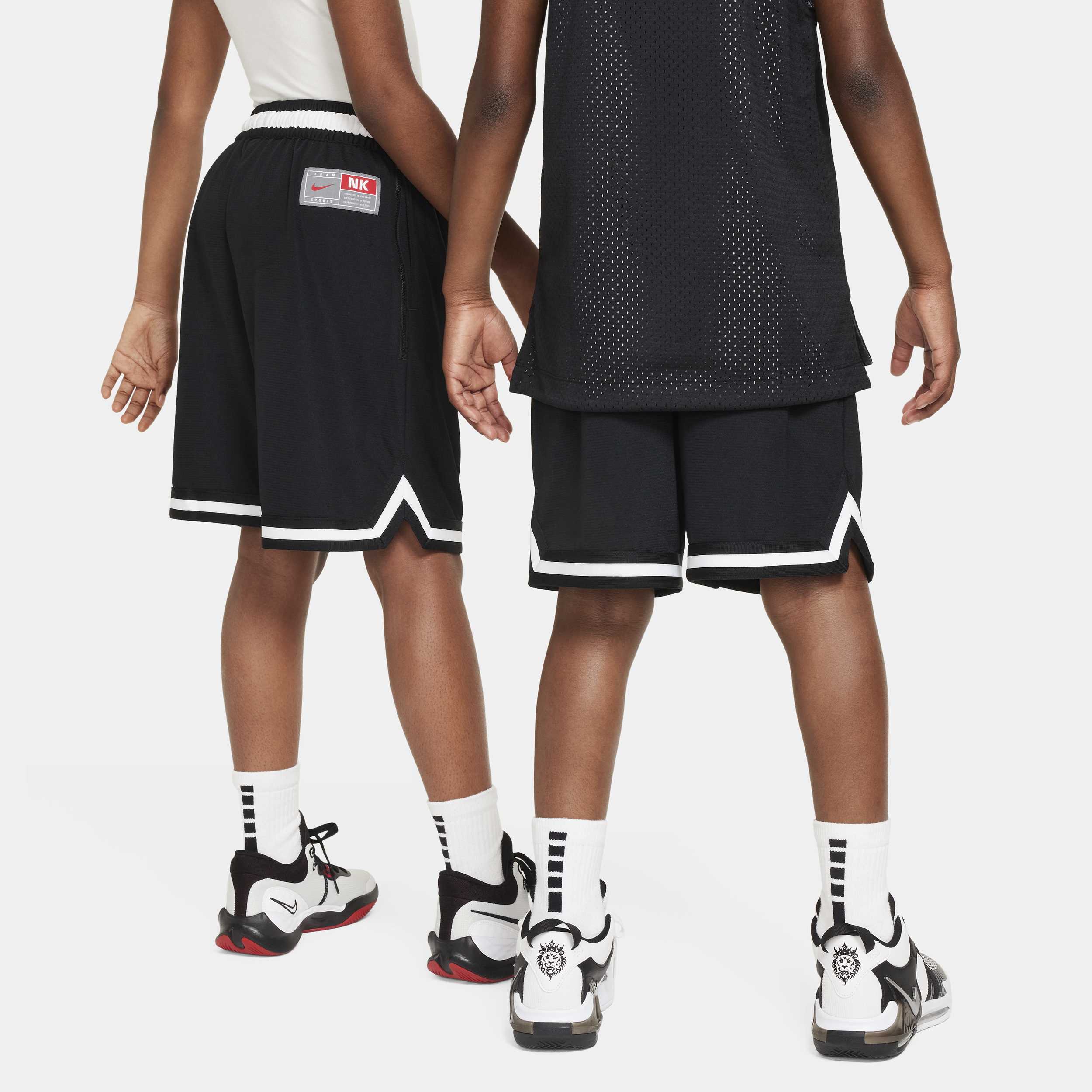 Nike DNA Culture of Basketball Dri-FIT shorts voor kids Zwart