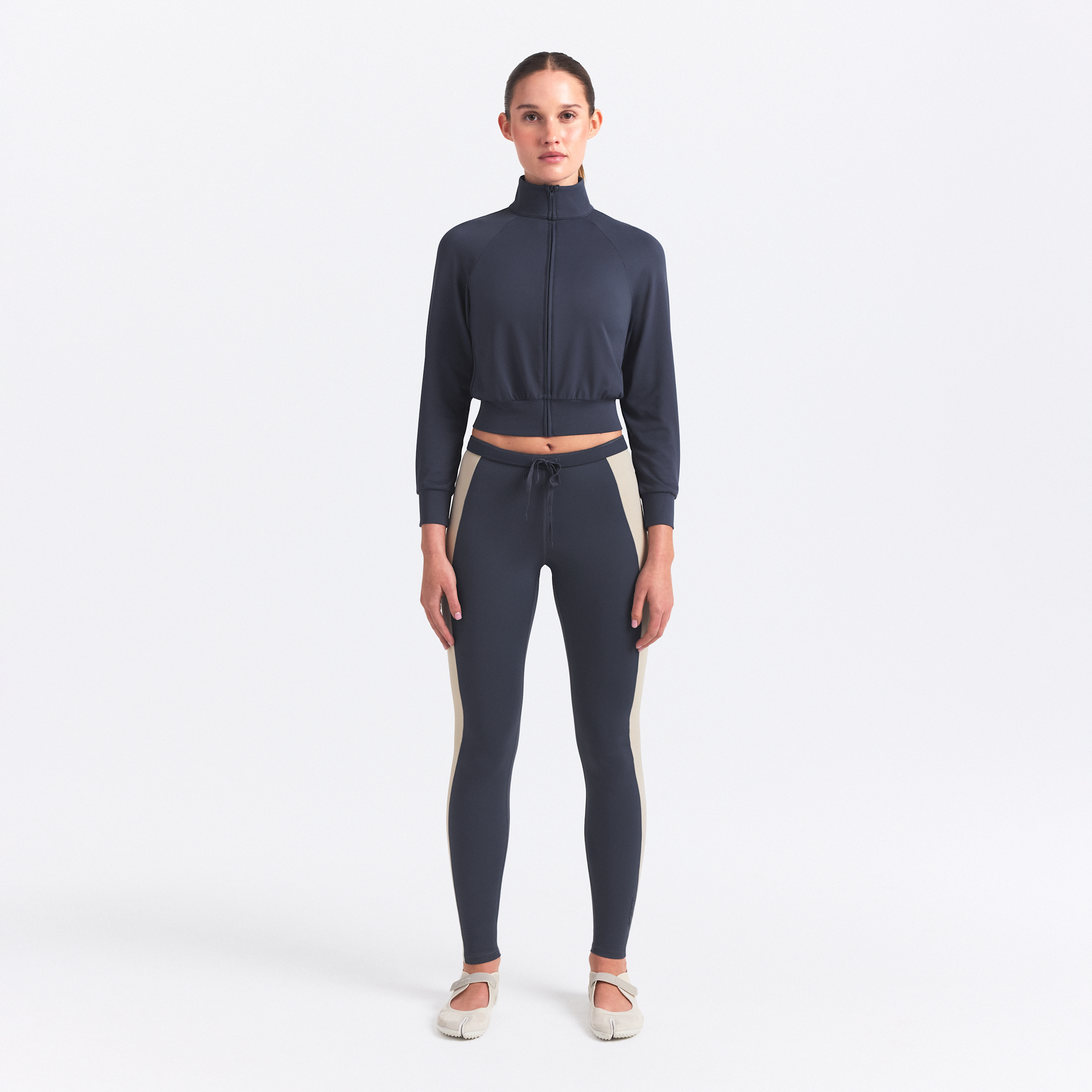 Thumbnail - NikeSKIMS Matte Shine Mix Damen-Leggings (ca. 66 cm) - Blau