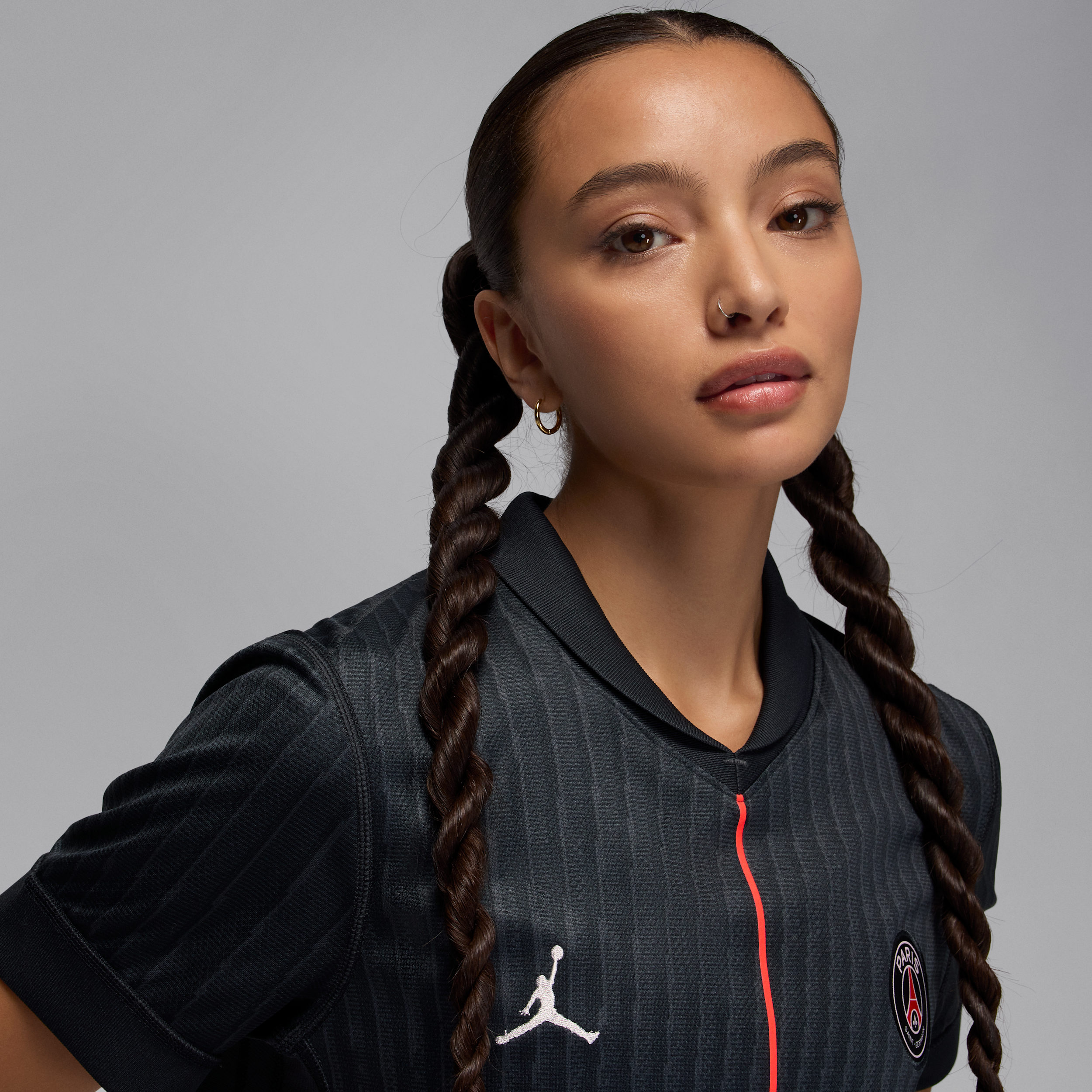 Thumbnail - Paris Saint-Germain 2025/26 Stadium Fourth Jordan Dri-FIT Replika-Fußballtrikot (Damen) - Schwarz