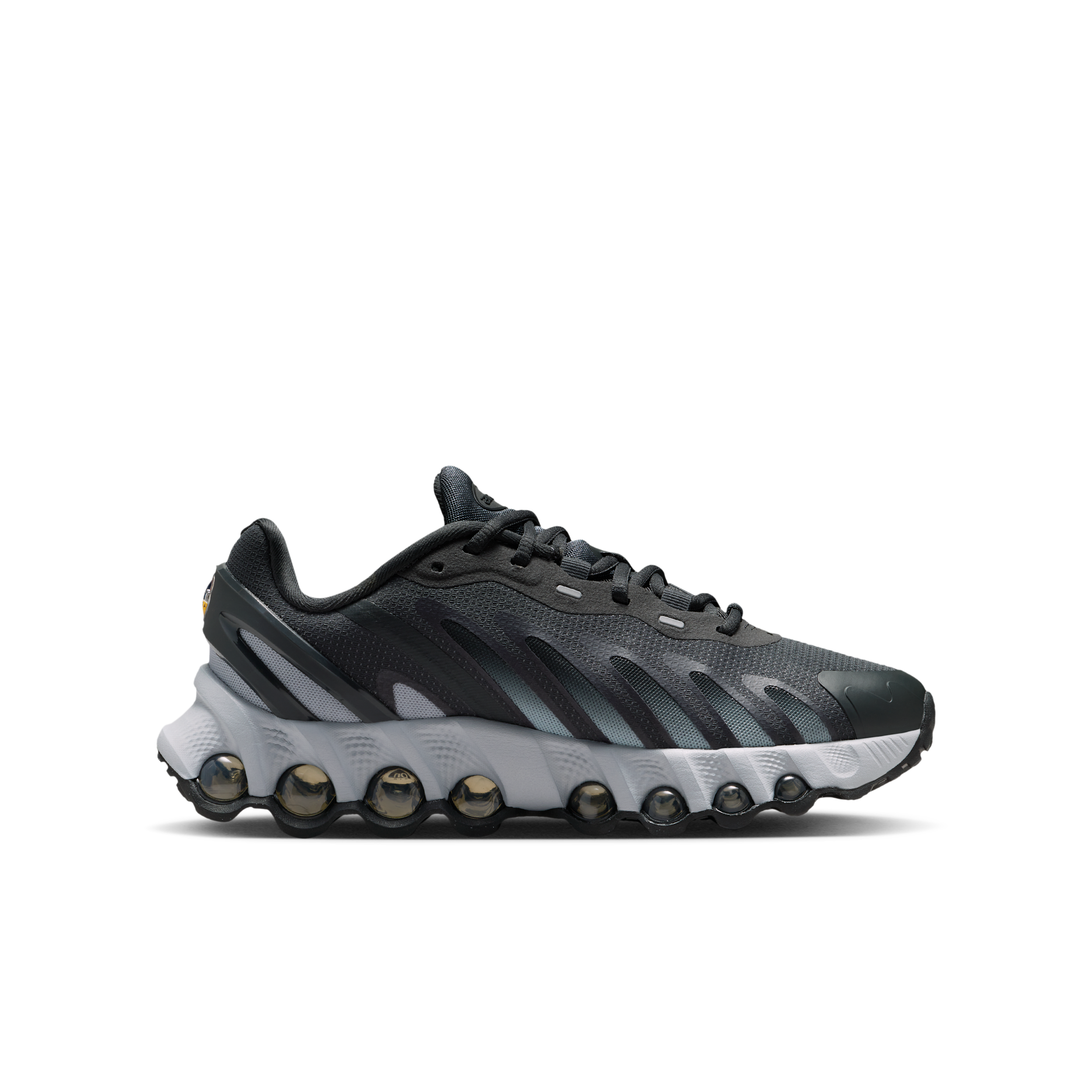 Thumbnail - Nike Air Max Dn8 Schuh (ältere Kinder) - Grau