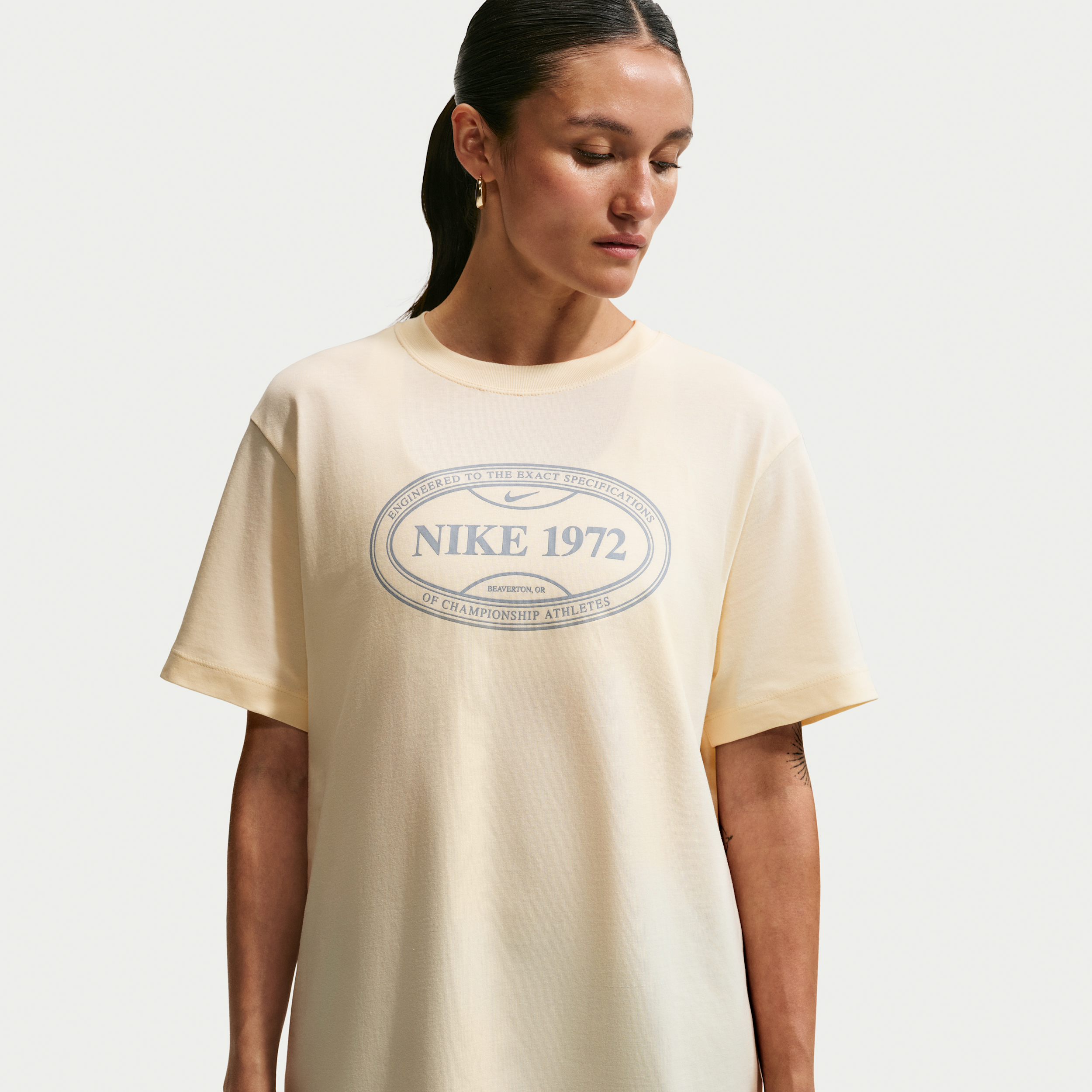 T-shirt oversize Nike – Donna - Bianco