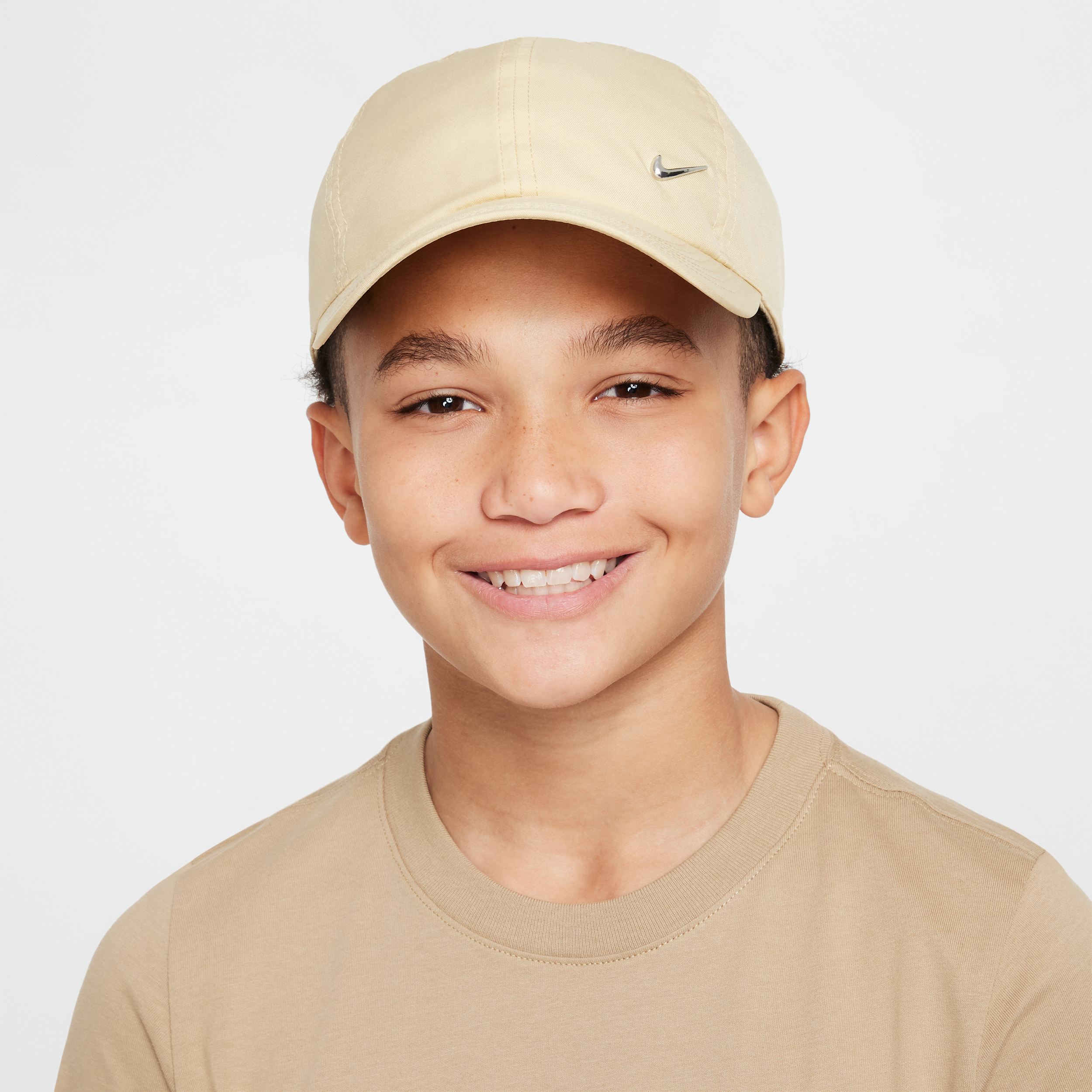 Casquette avec Swoosh métallique sans structure Nike Dri-FIT Club pour enfant - Marron