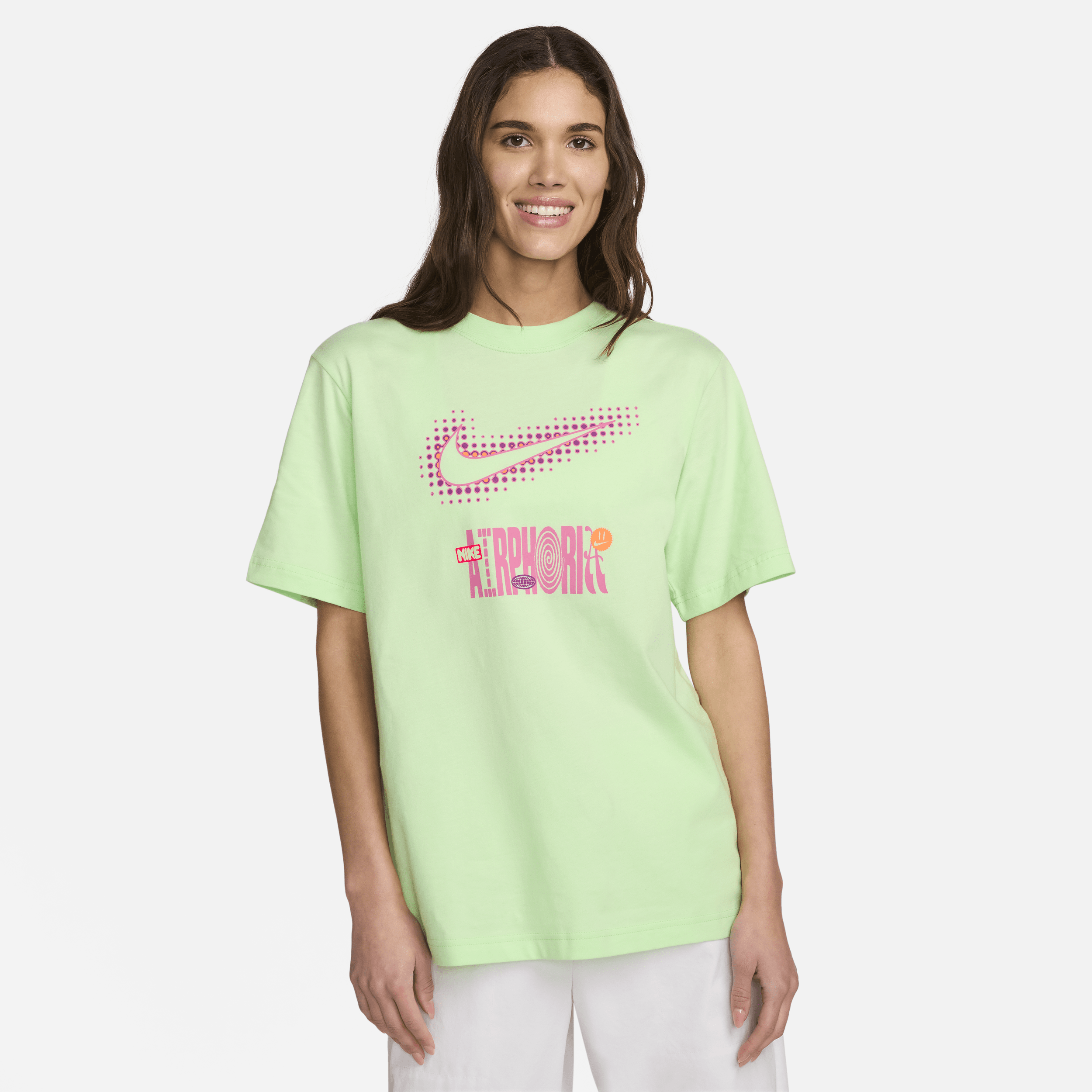 Nike Sportswear T-shirt met graphic voor dames Groen