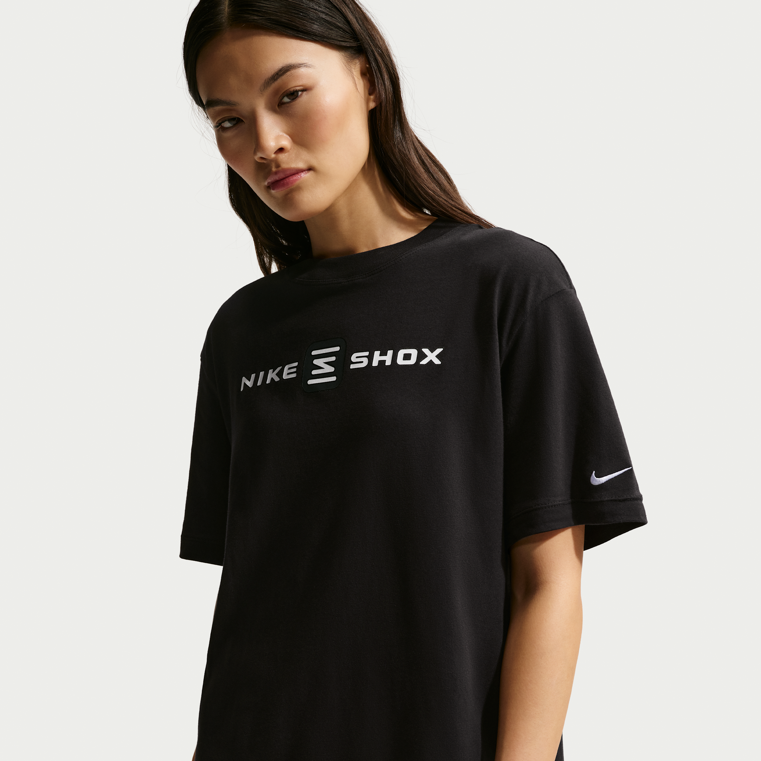 T-shirt con grafica Nike – Donna - Nero