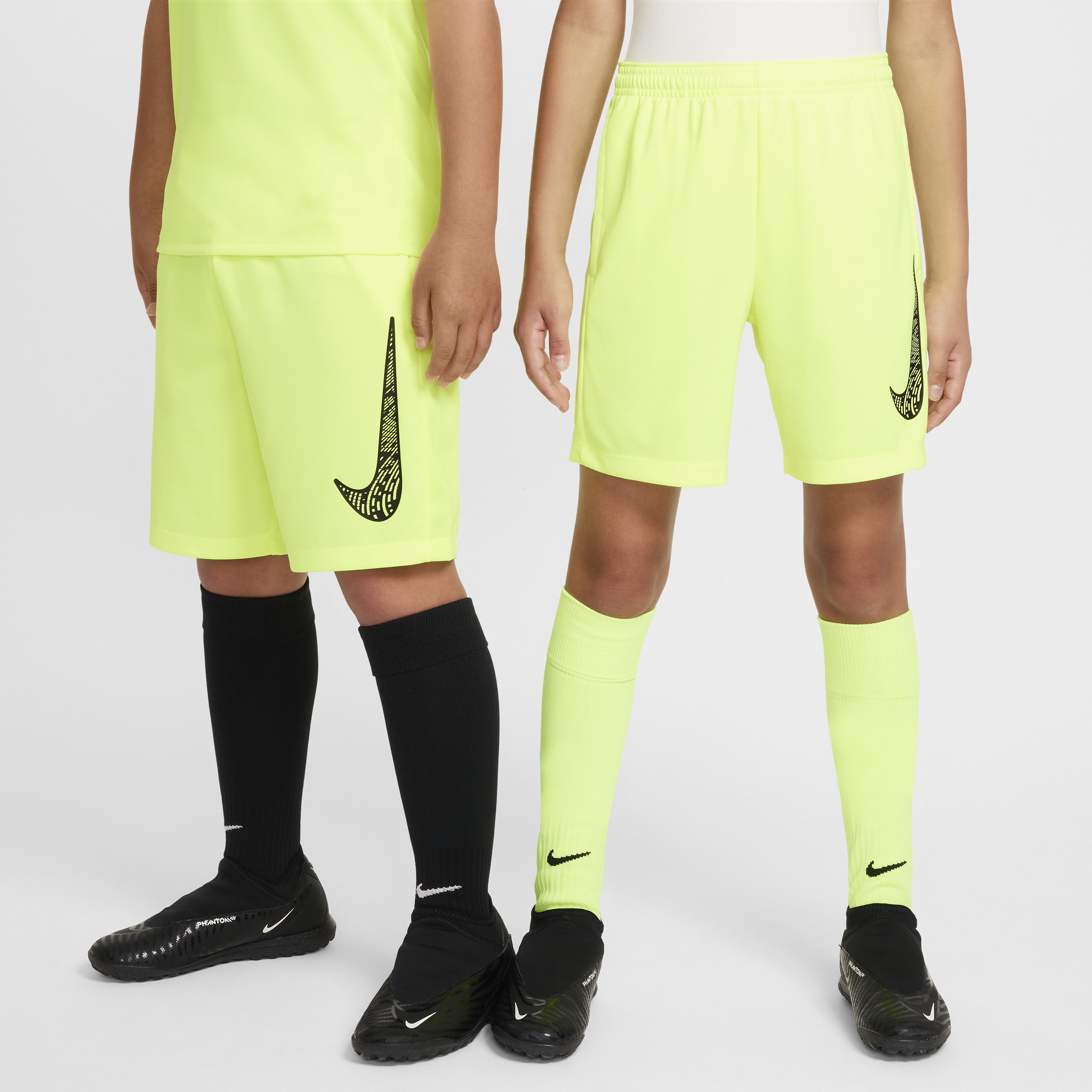 Short Dri-FIT Nike Trophy23 pour ado - Jaune