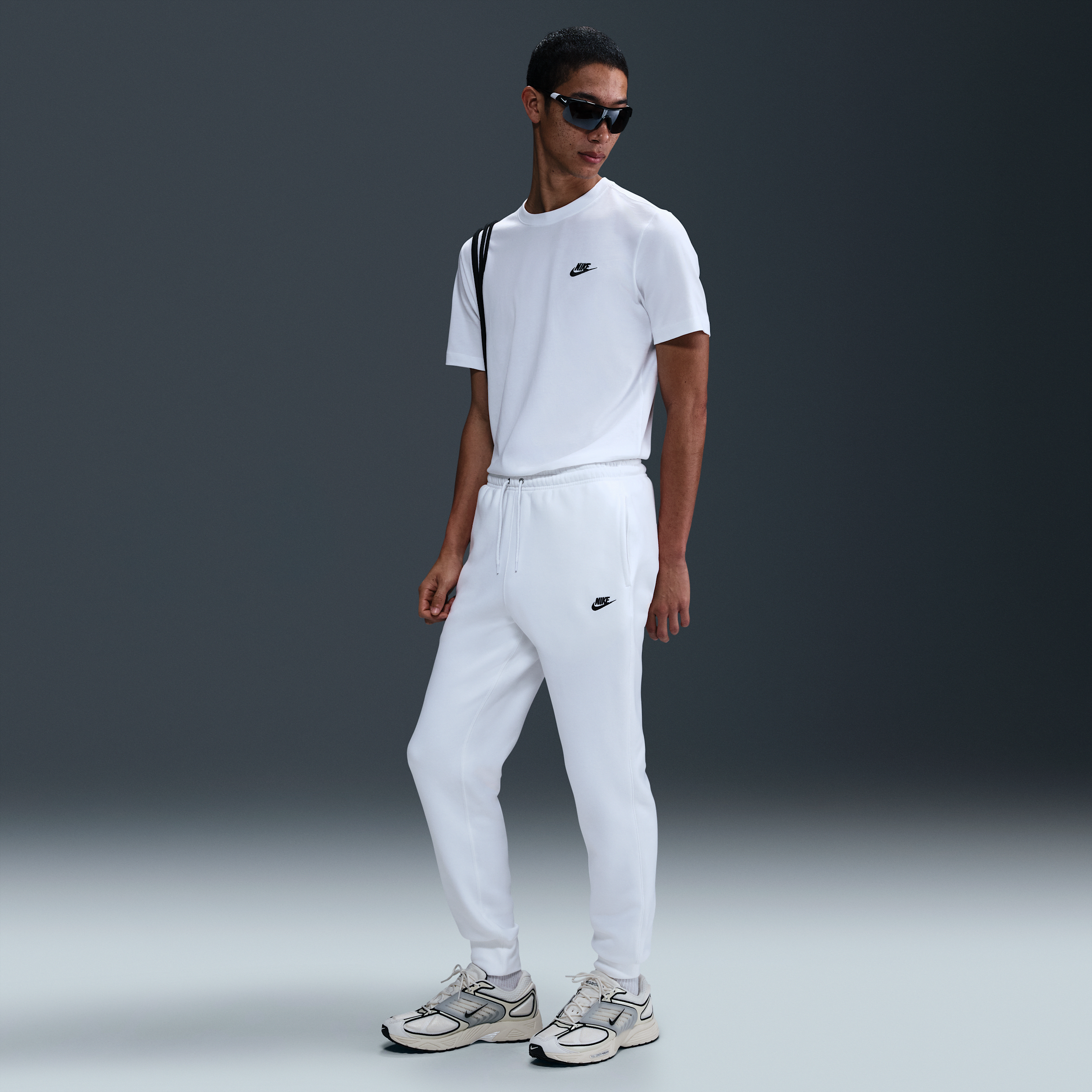 Thumbnail - Nike Club-Jogger (Herren) - Weiß